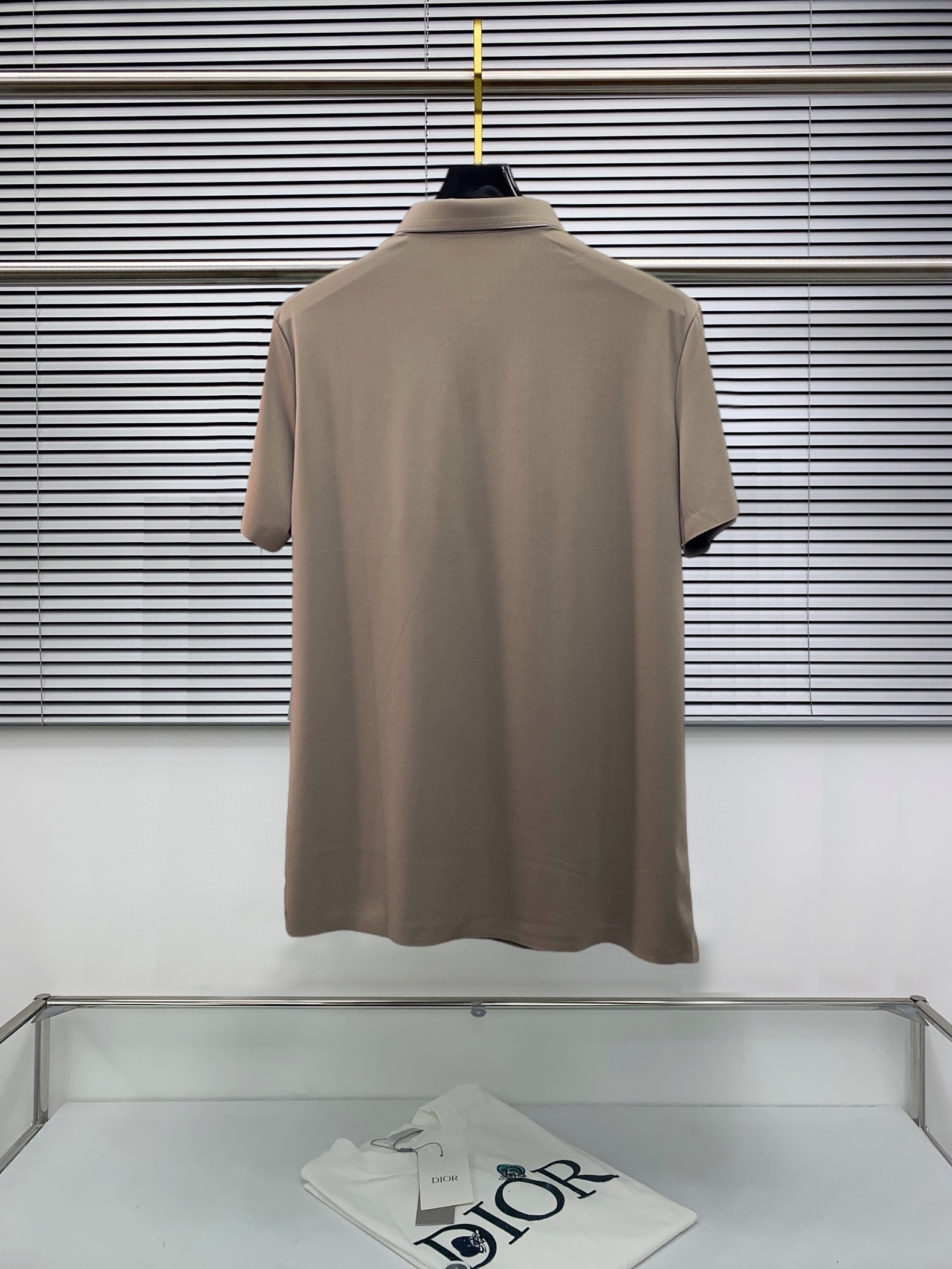 Polos