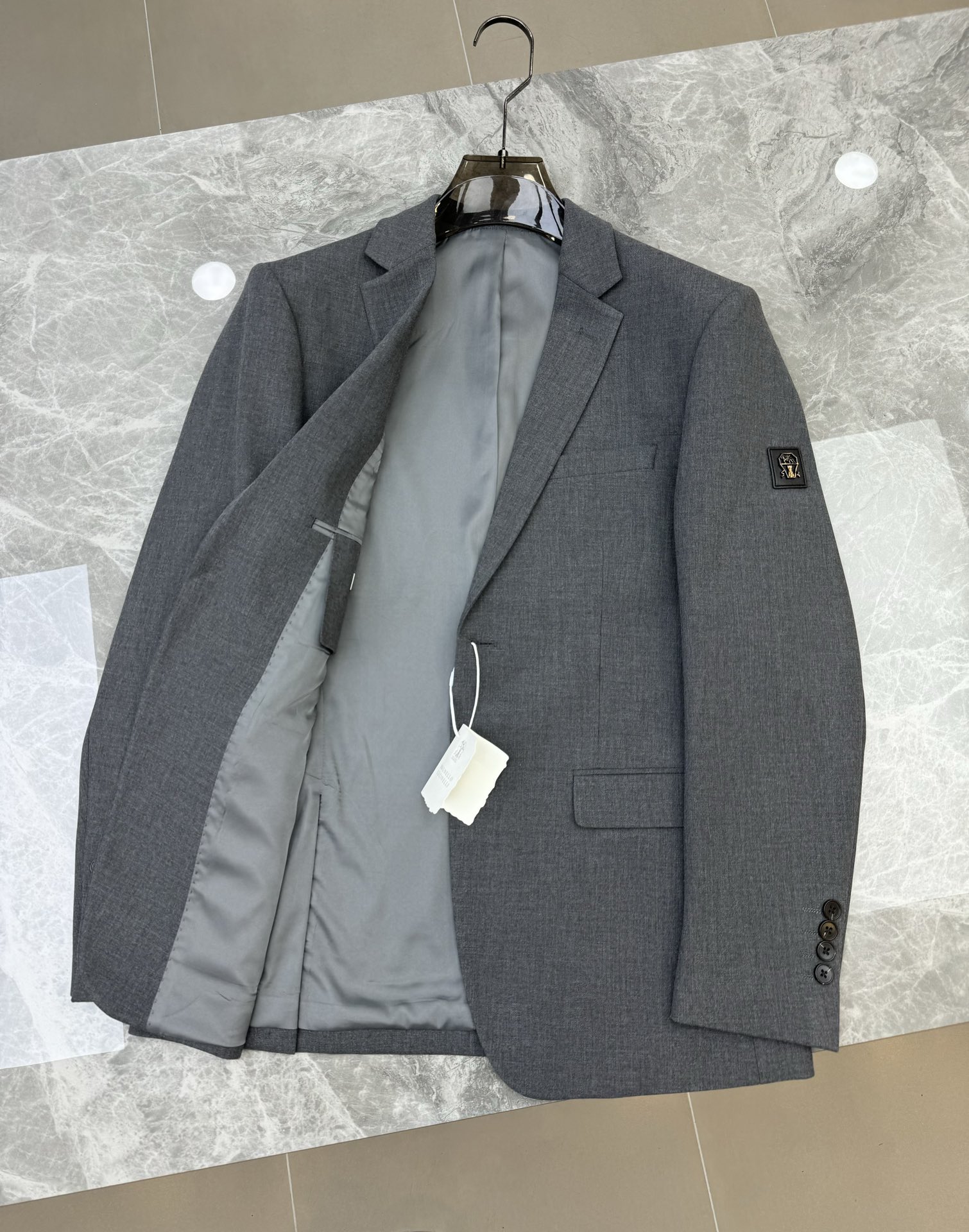 Suit