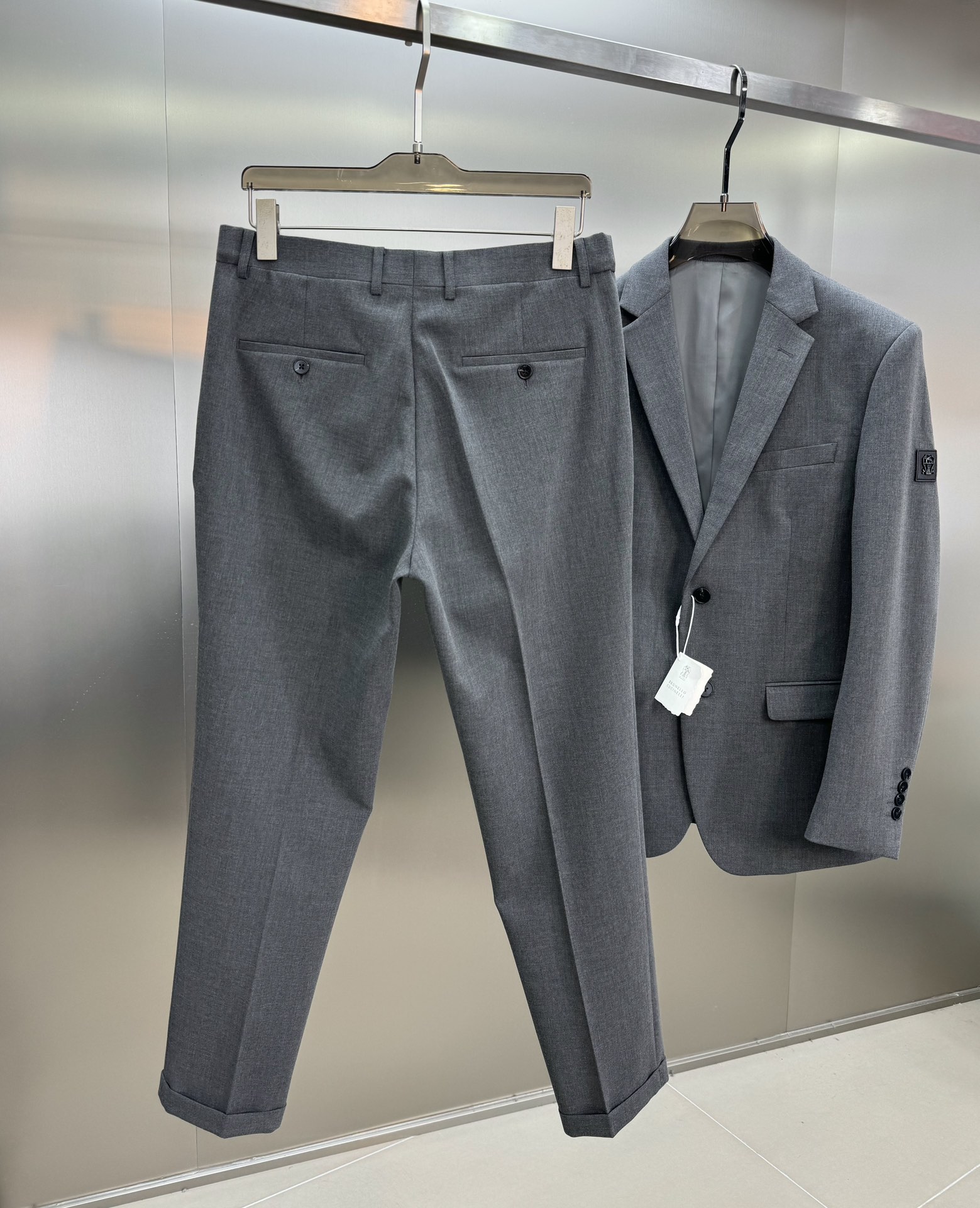 Suit