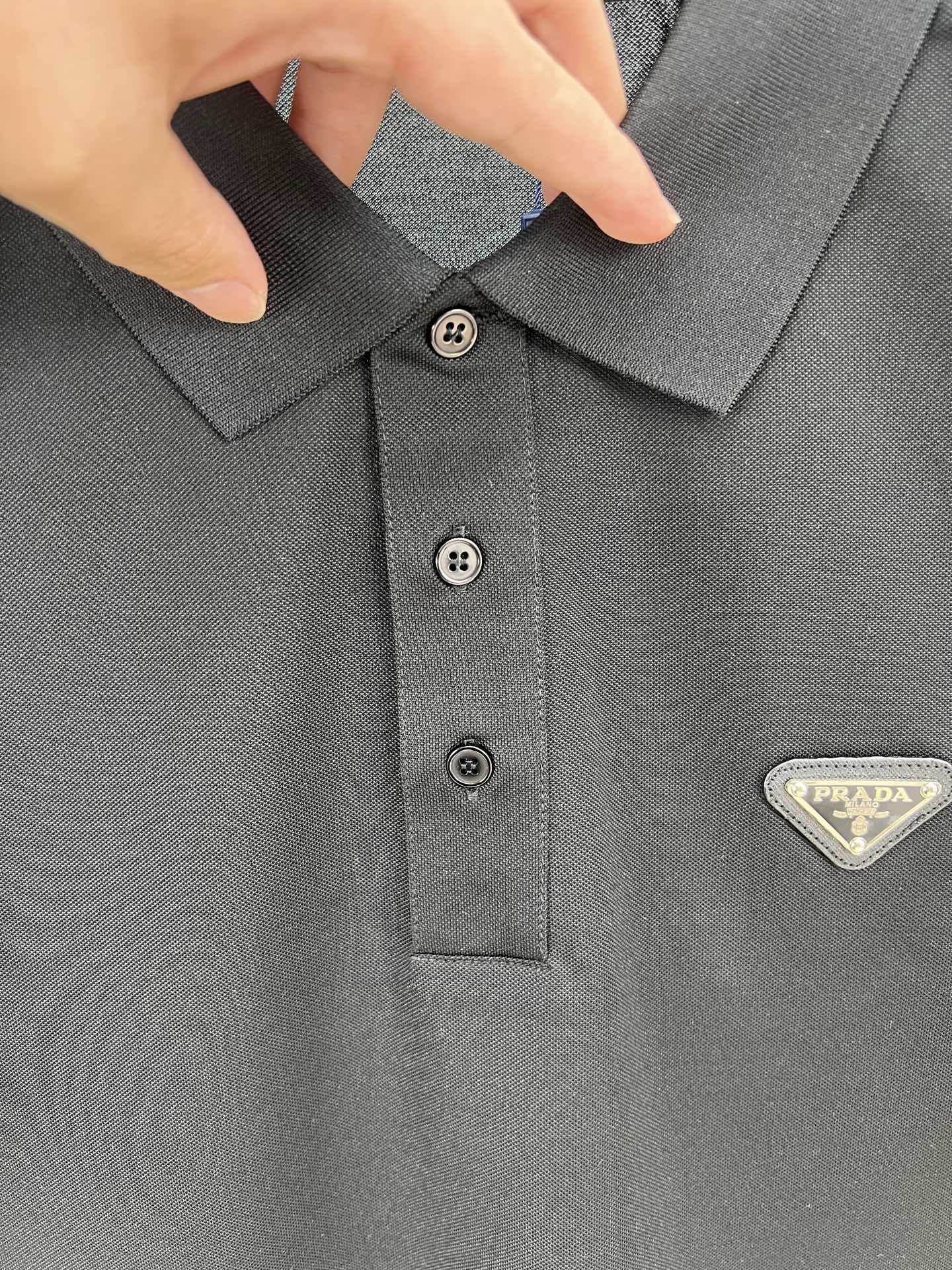 Polos