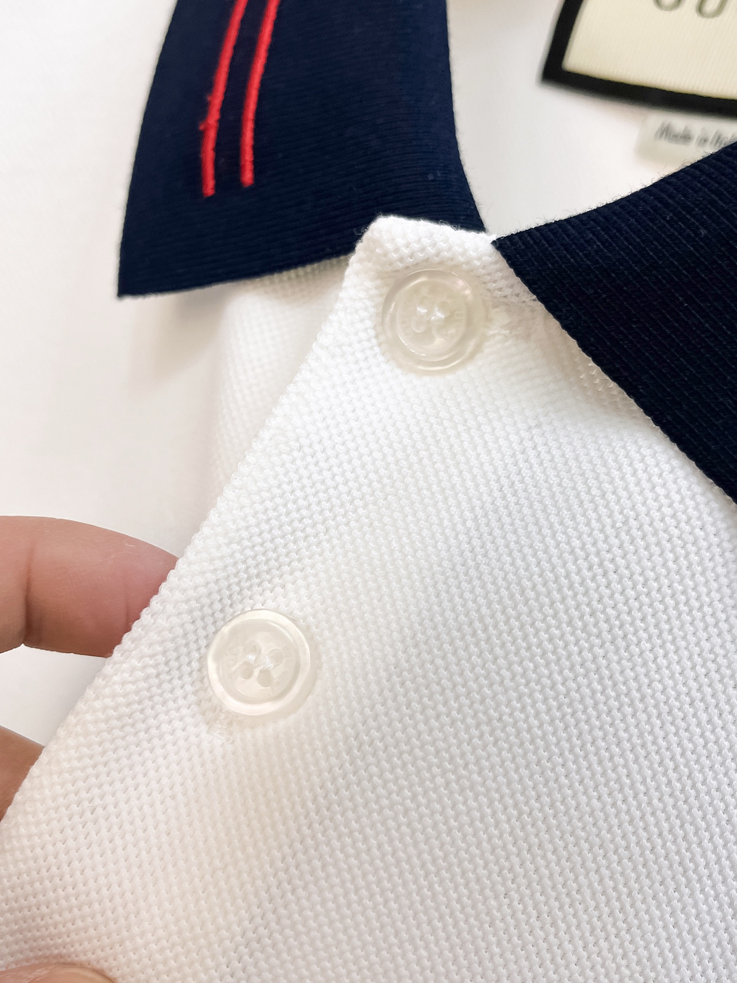 Polos