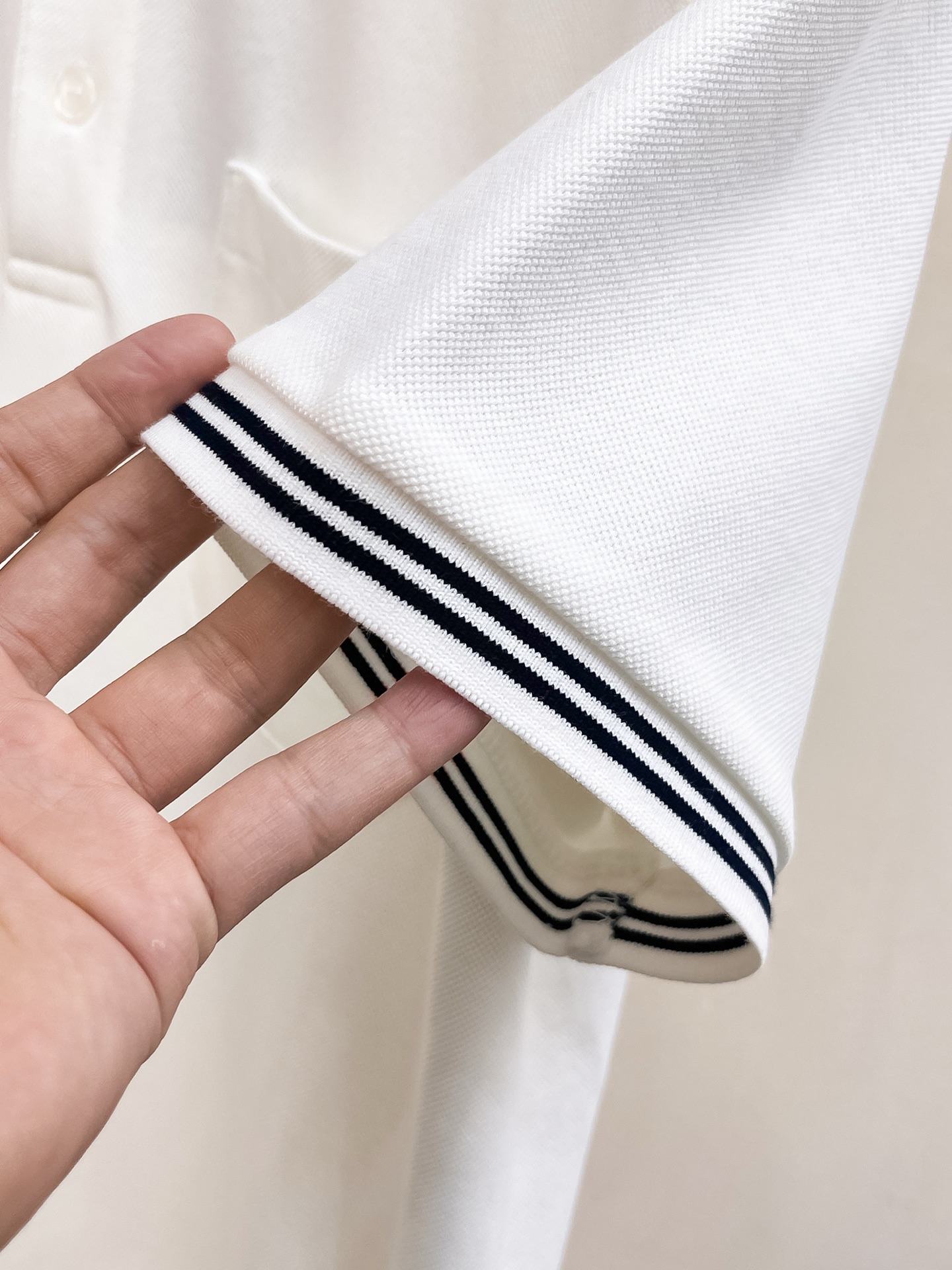 Polos