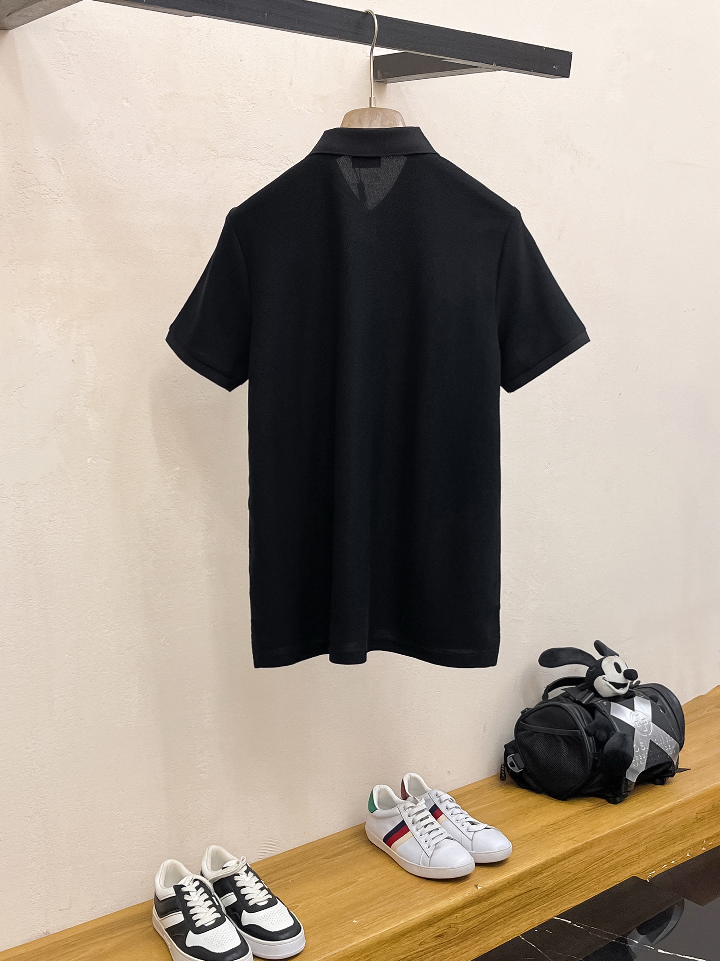Polos
