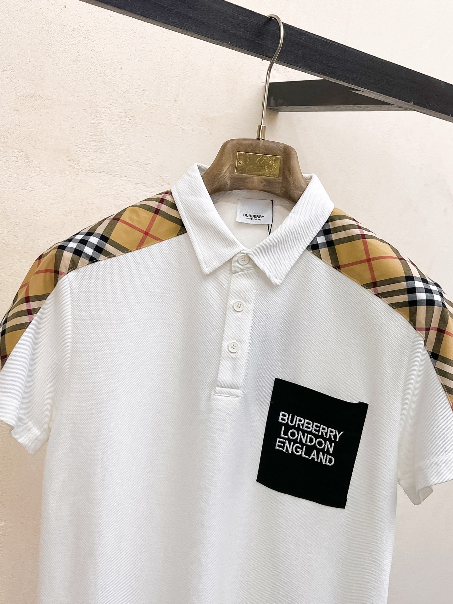 Polos