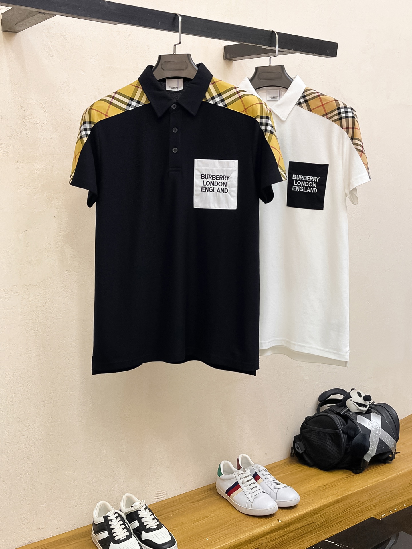 Polos