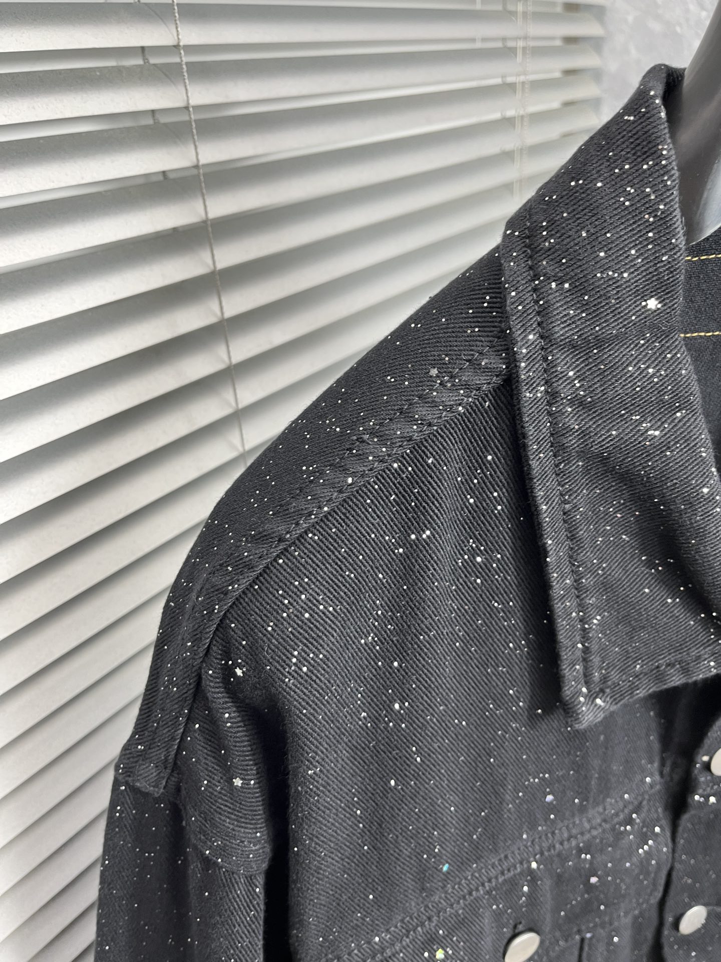 Coats & Jackets