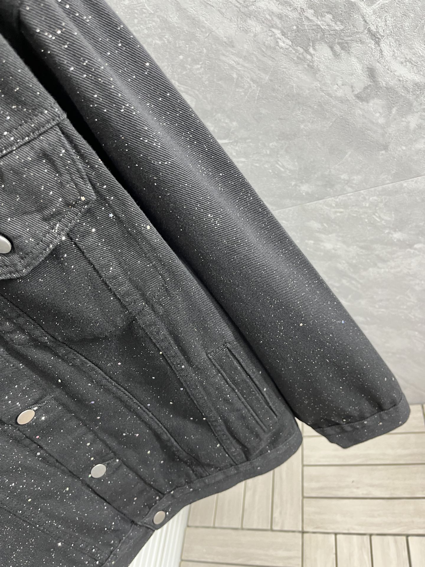 Coats & Jackets