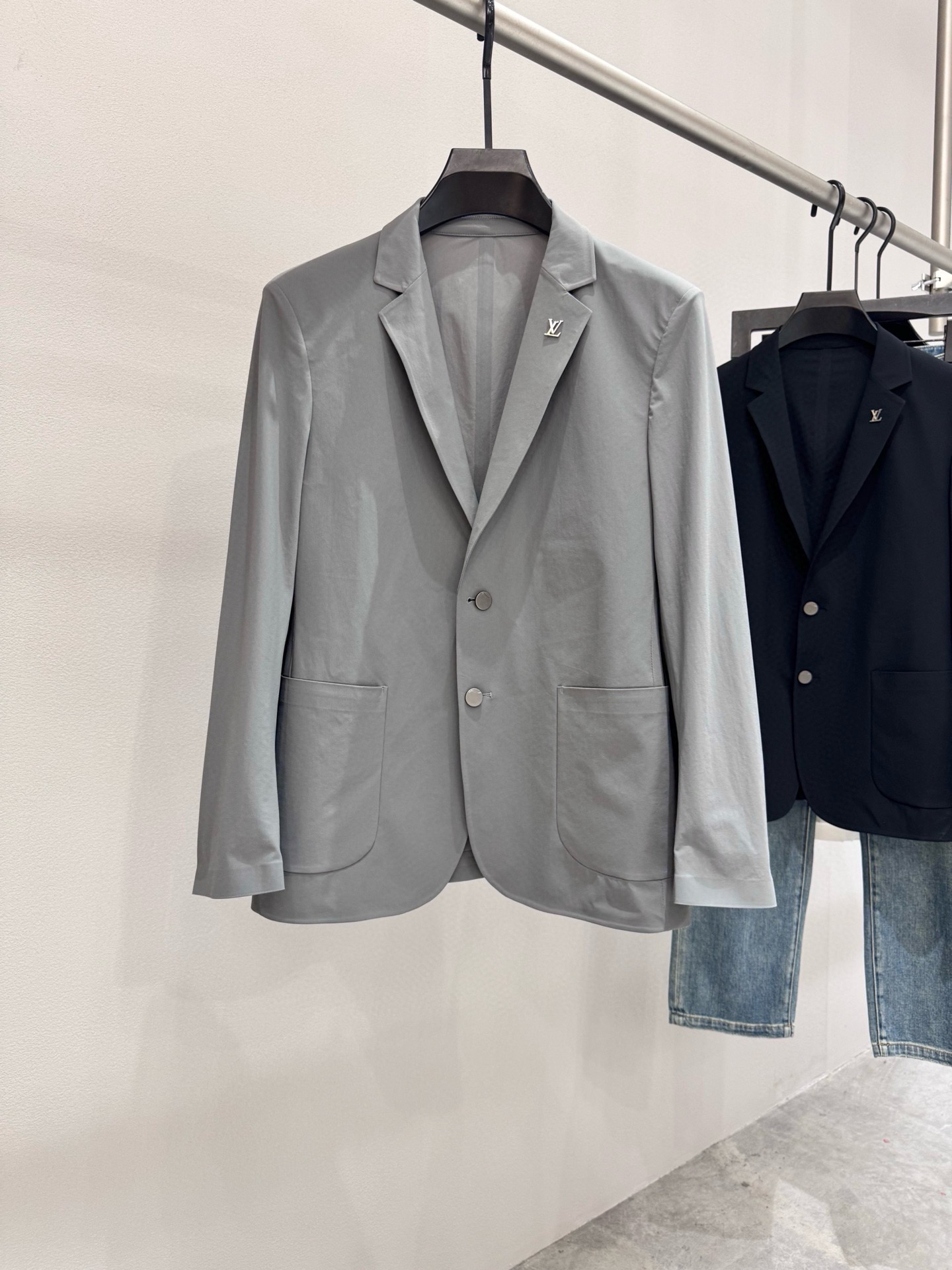 Suit