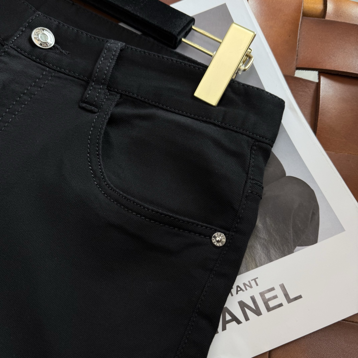 jeans