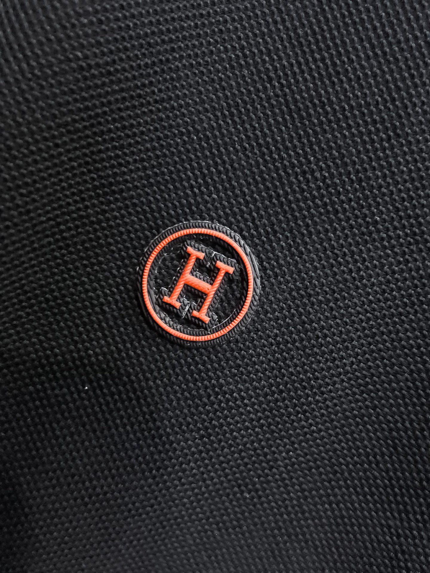 Polos