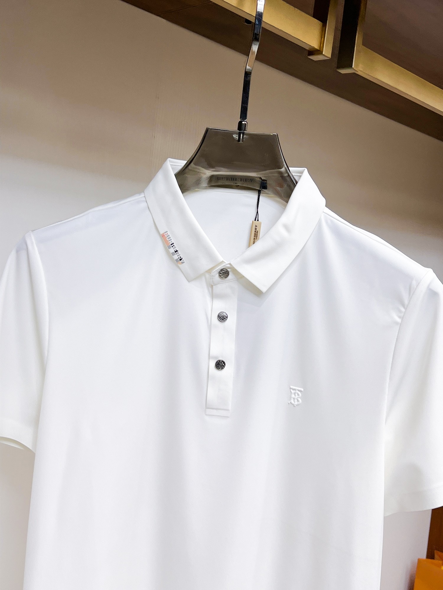 Polos