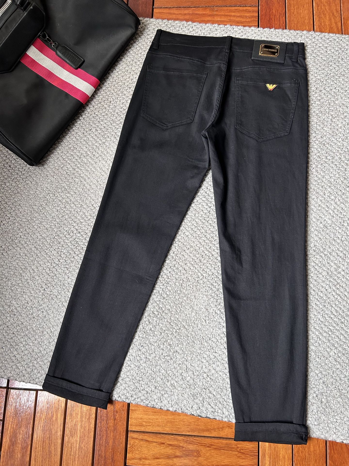 jeans