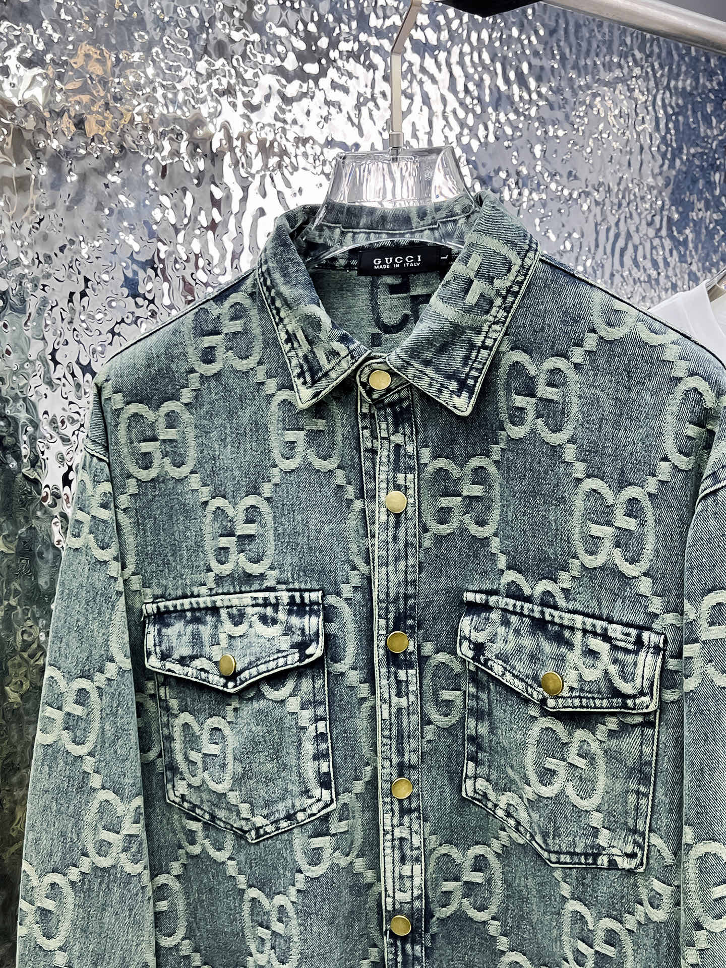 Coats & Jackets