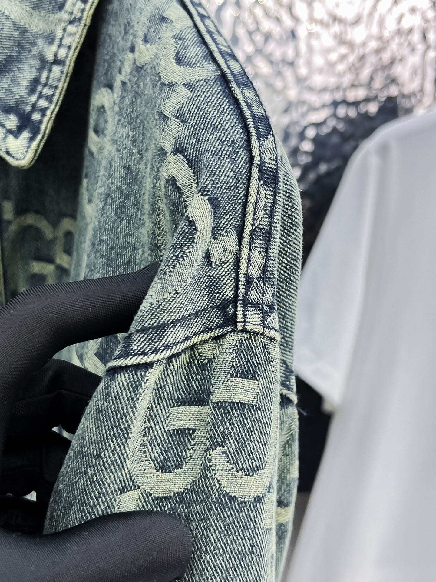 Coats & Jackets