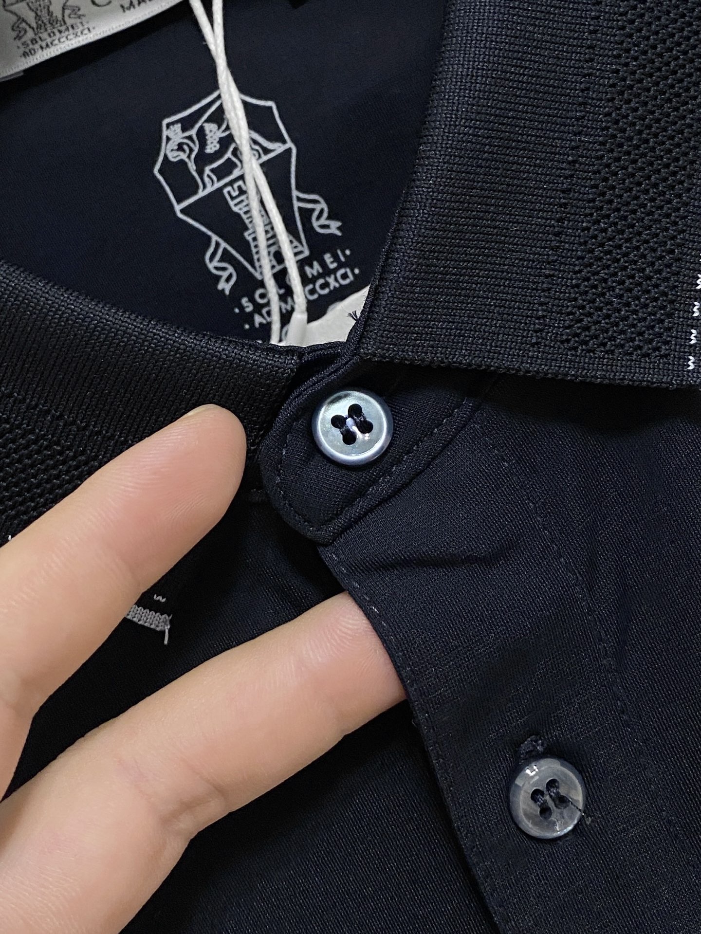 Polos