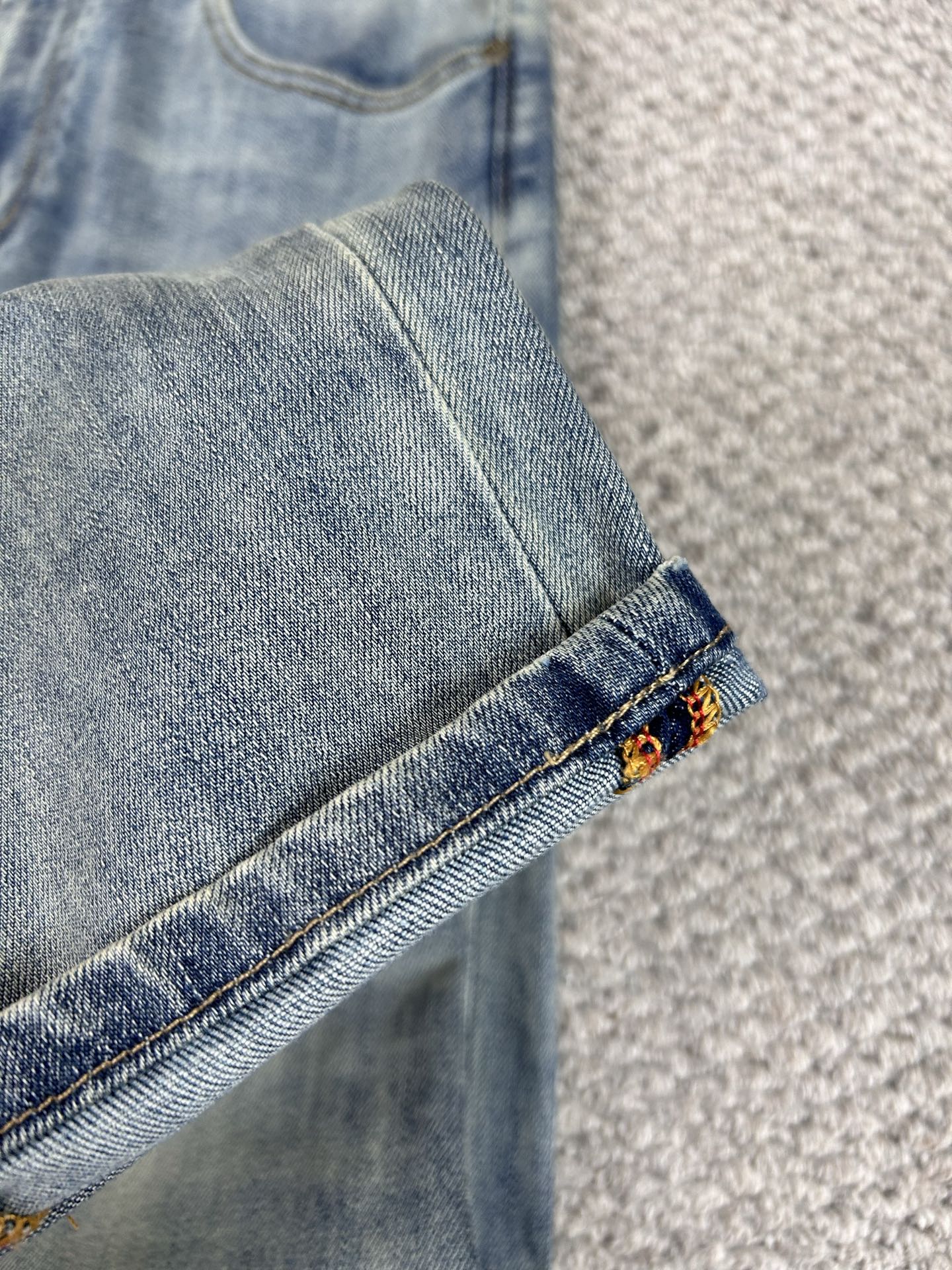 jeans