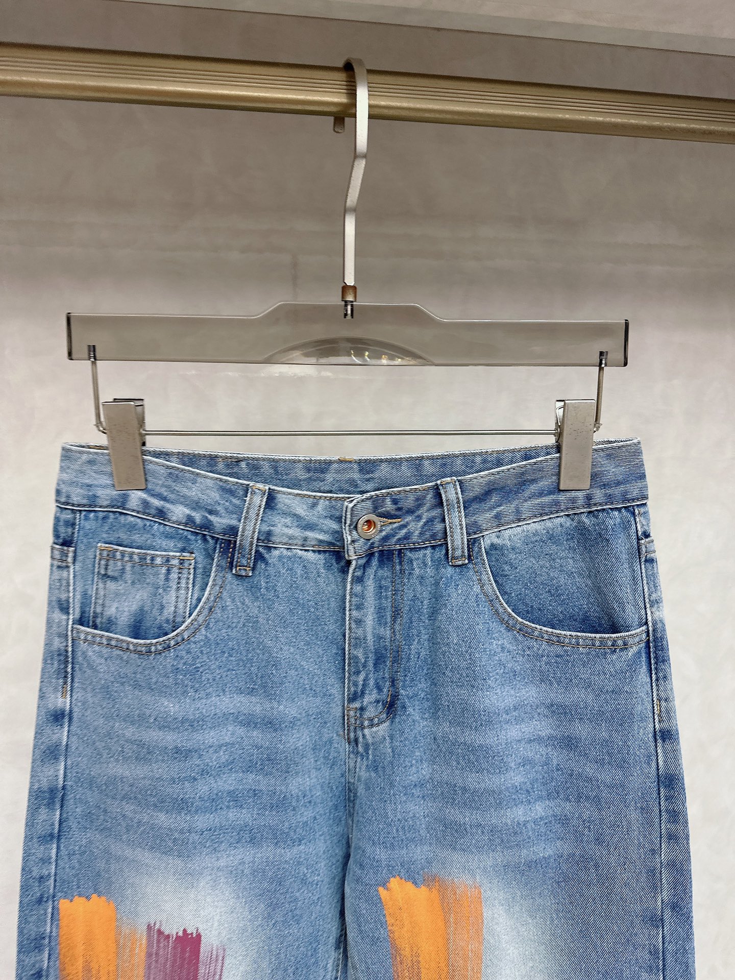 jeans