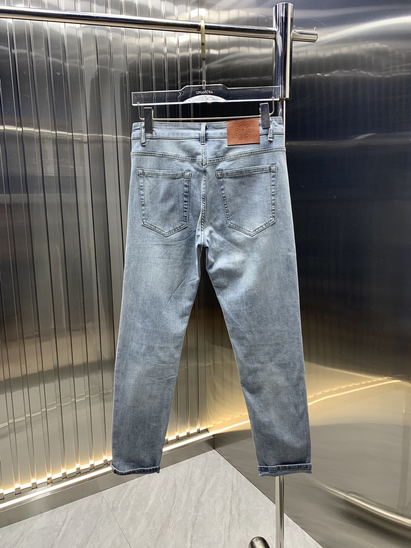 jeans