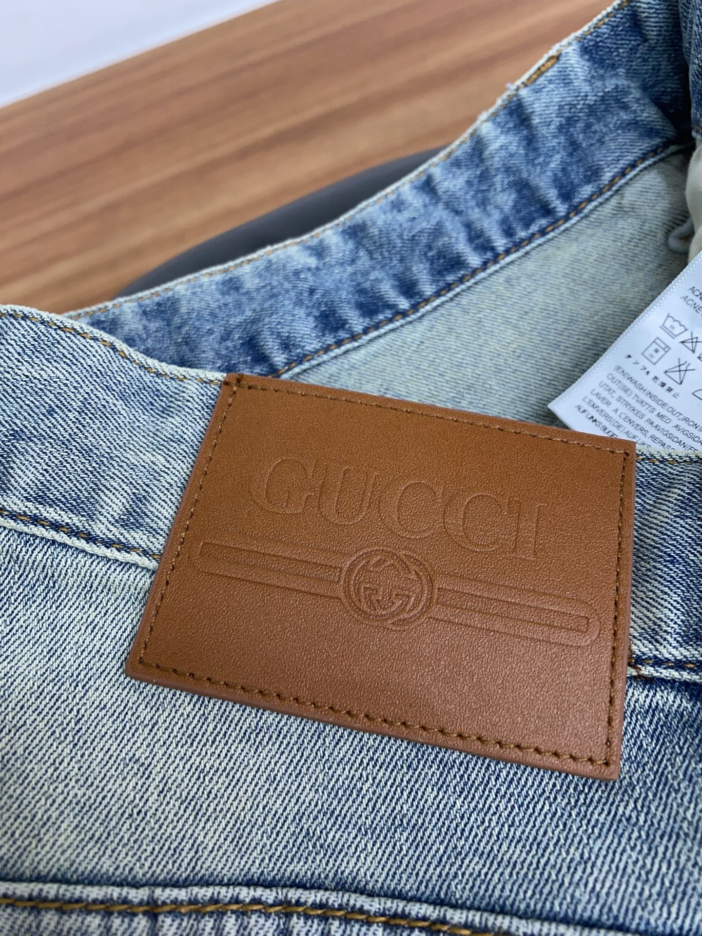 jeans