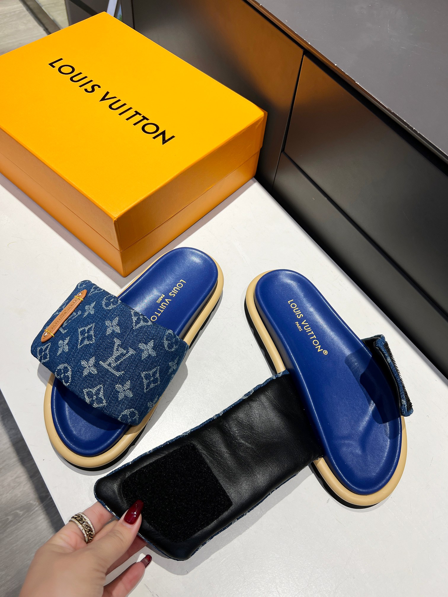 Slippers