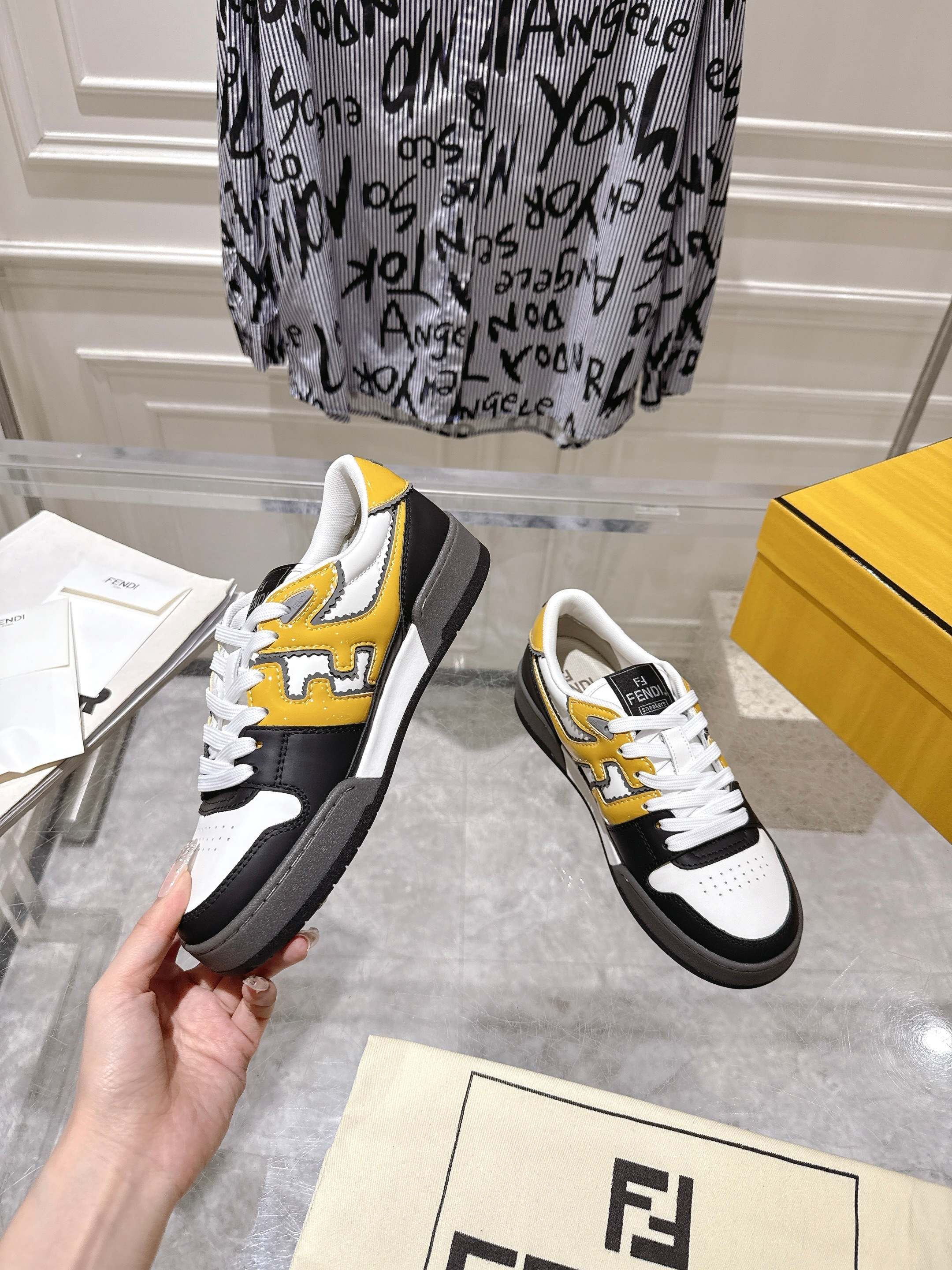 FendiSHOES