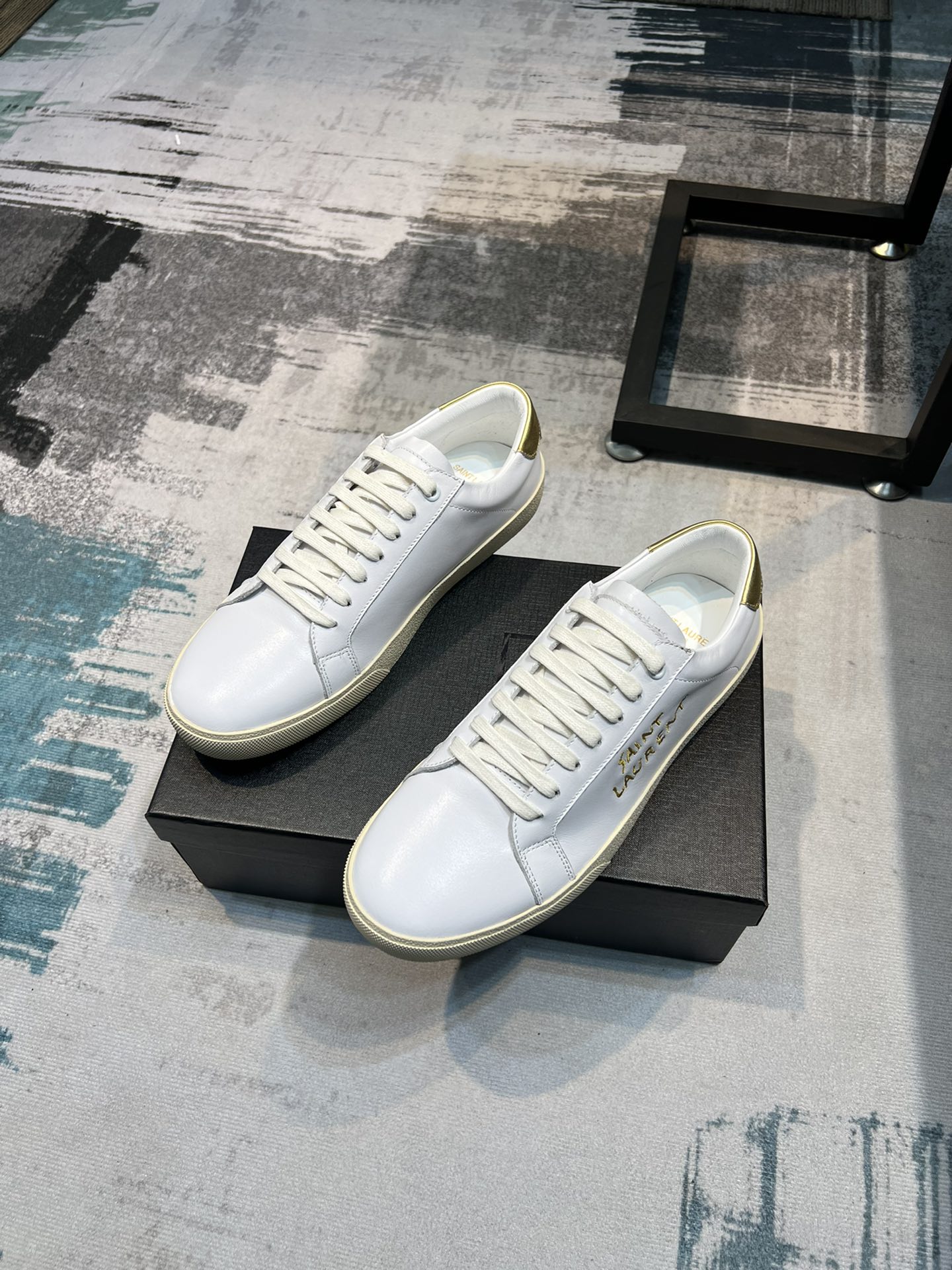YSLSHOES