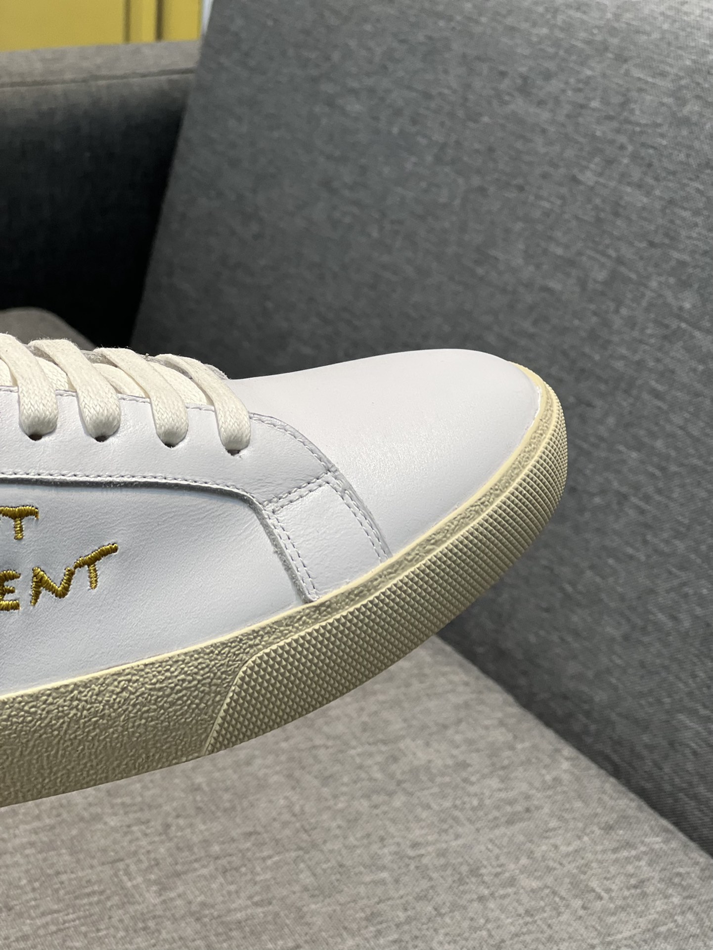 YSLSHOES