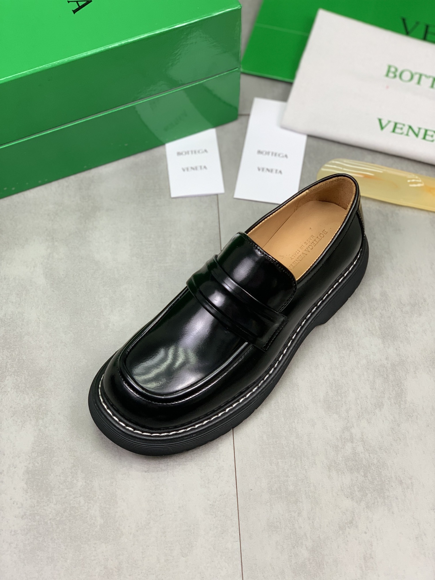 BVSHOES