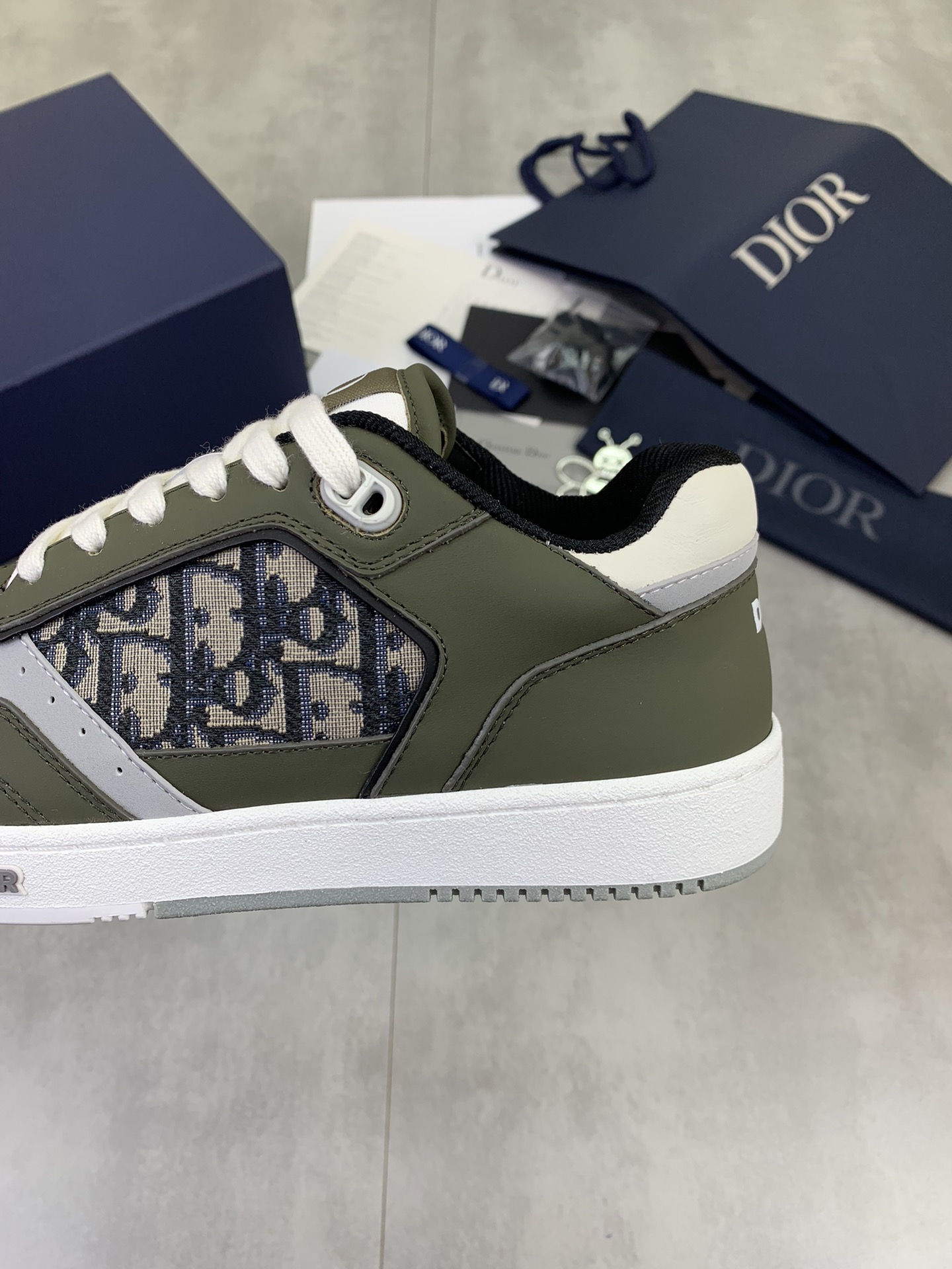 DiorSHOES
