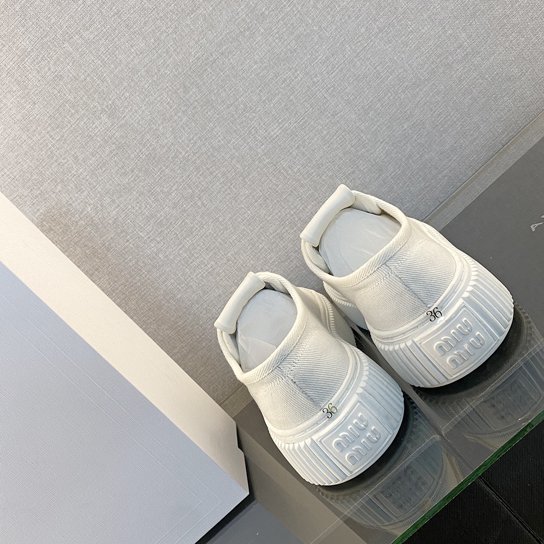 Womens shoes collection