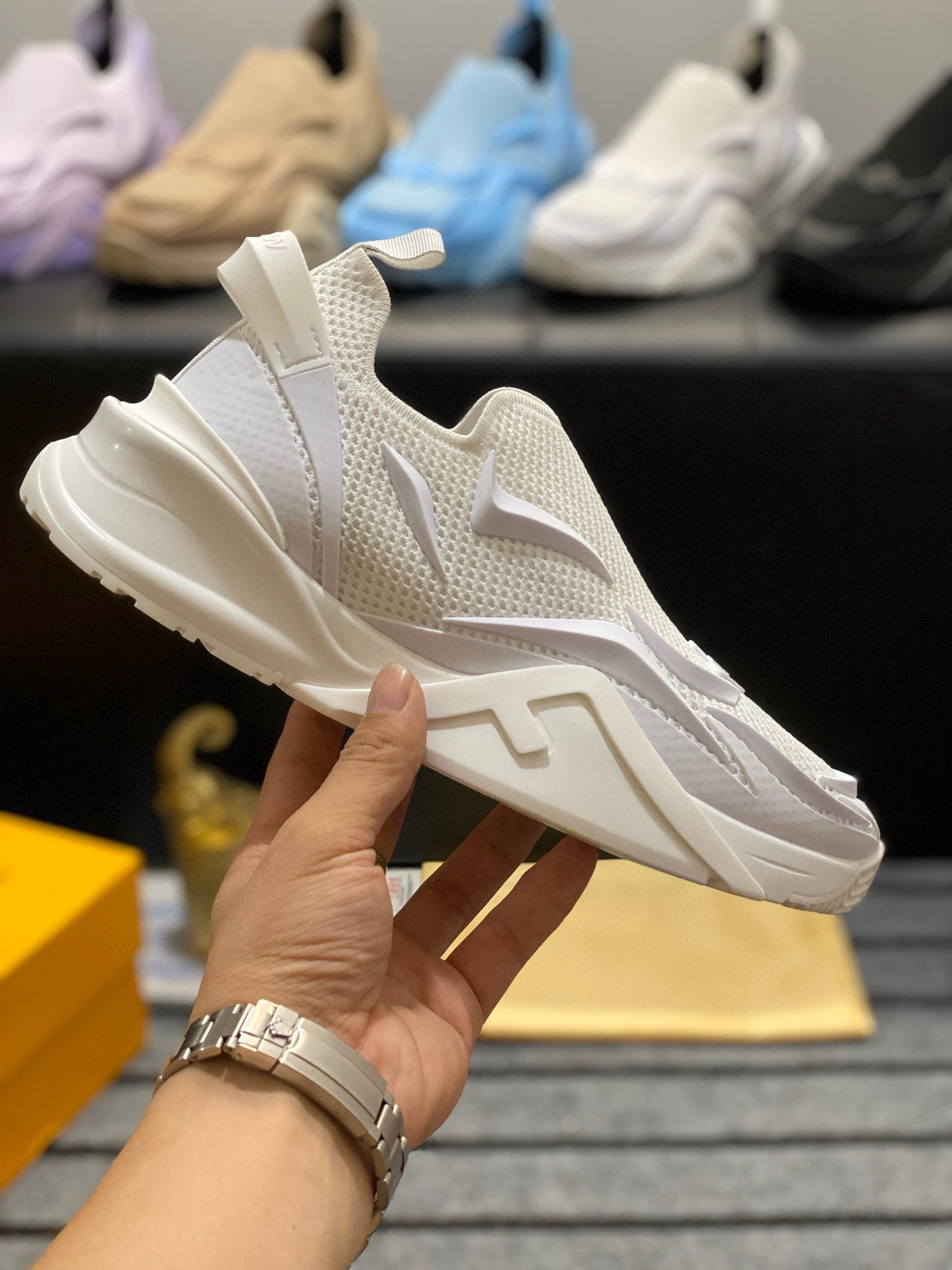 FendiSHOES