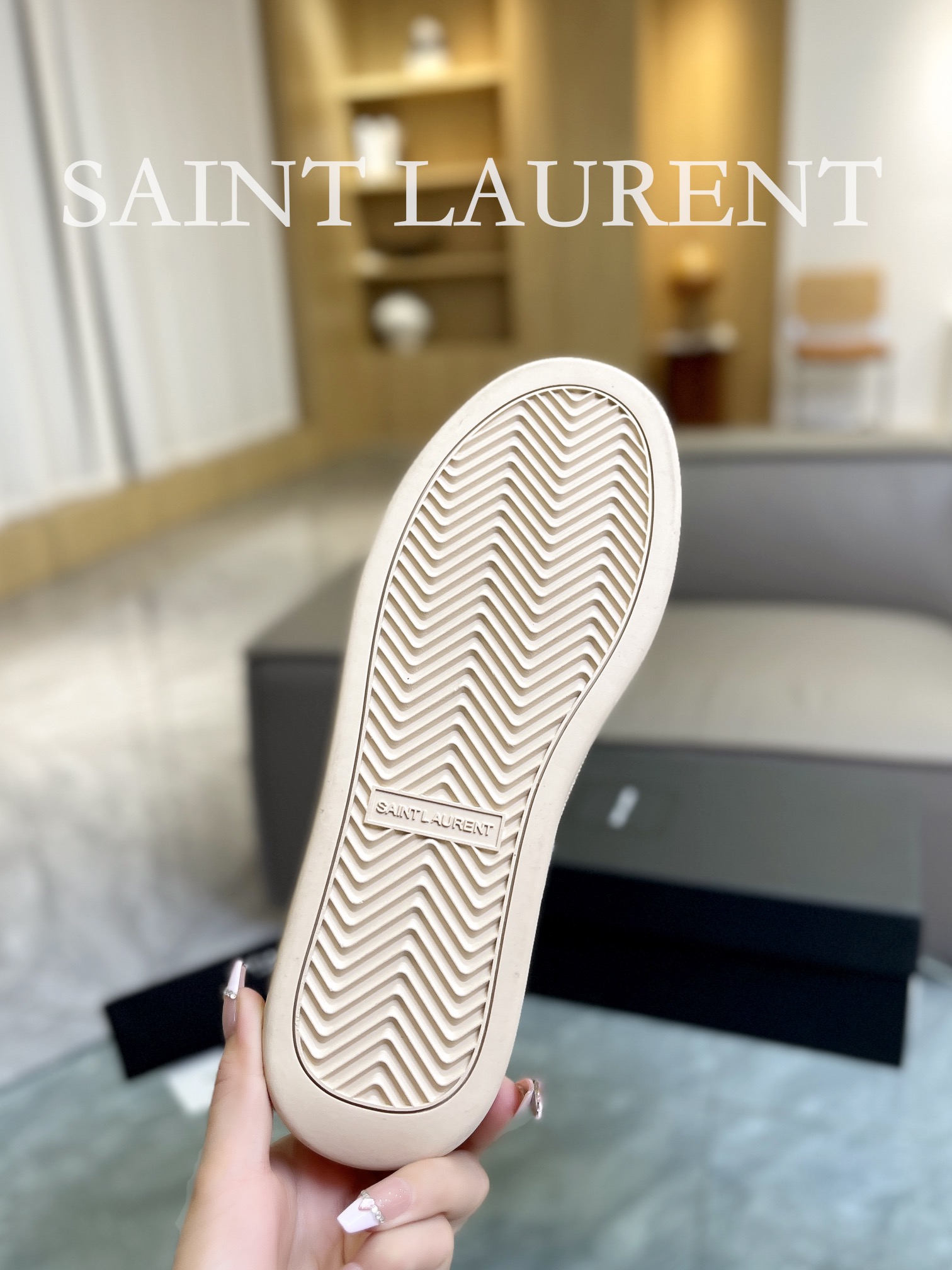 YSLSHOES