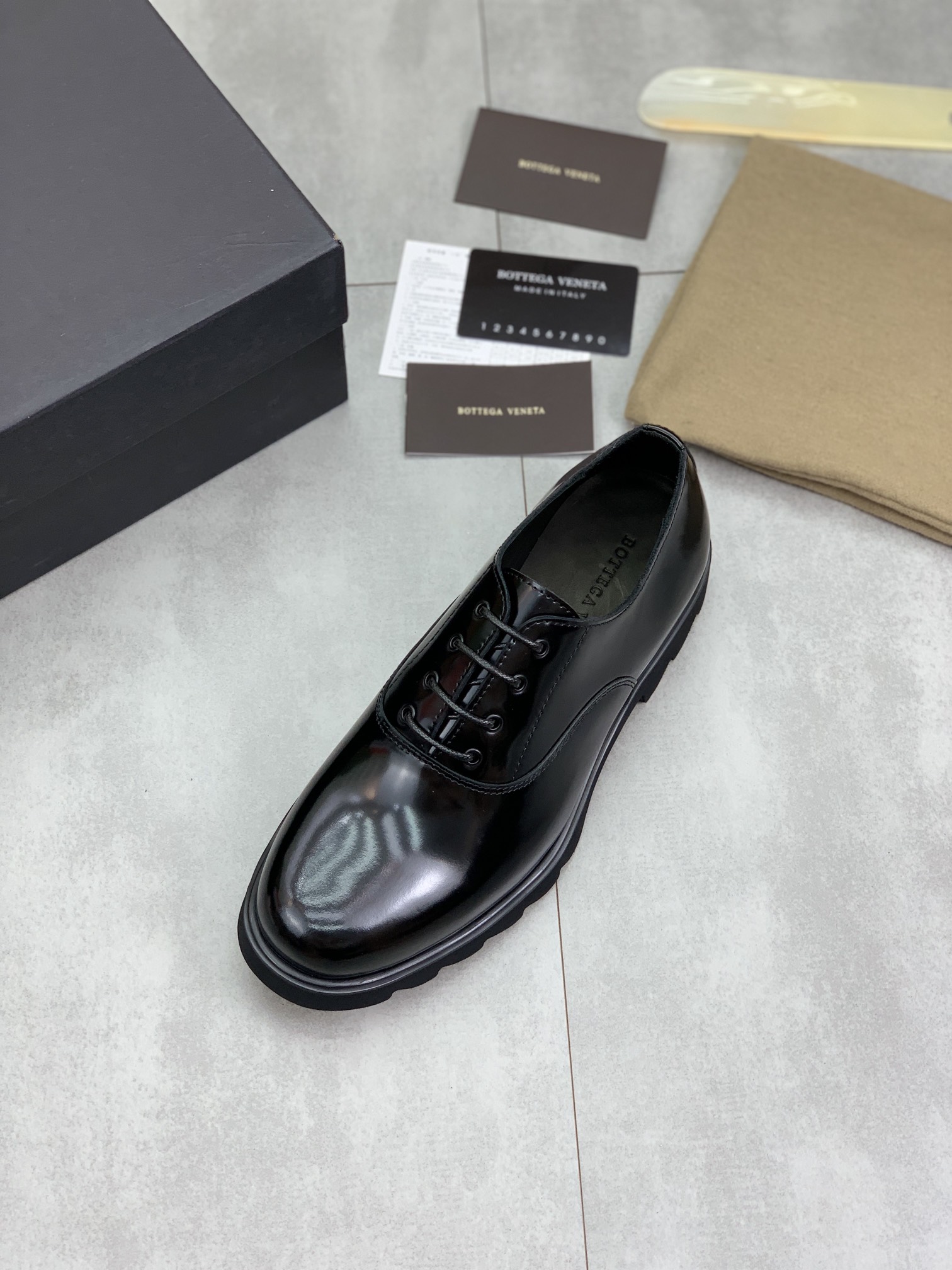 BVSHOES