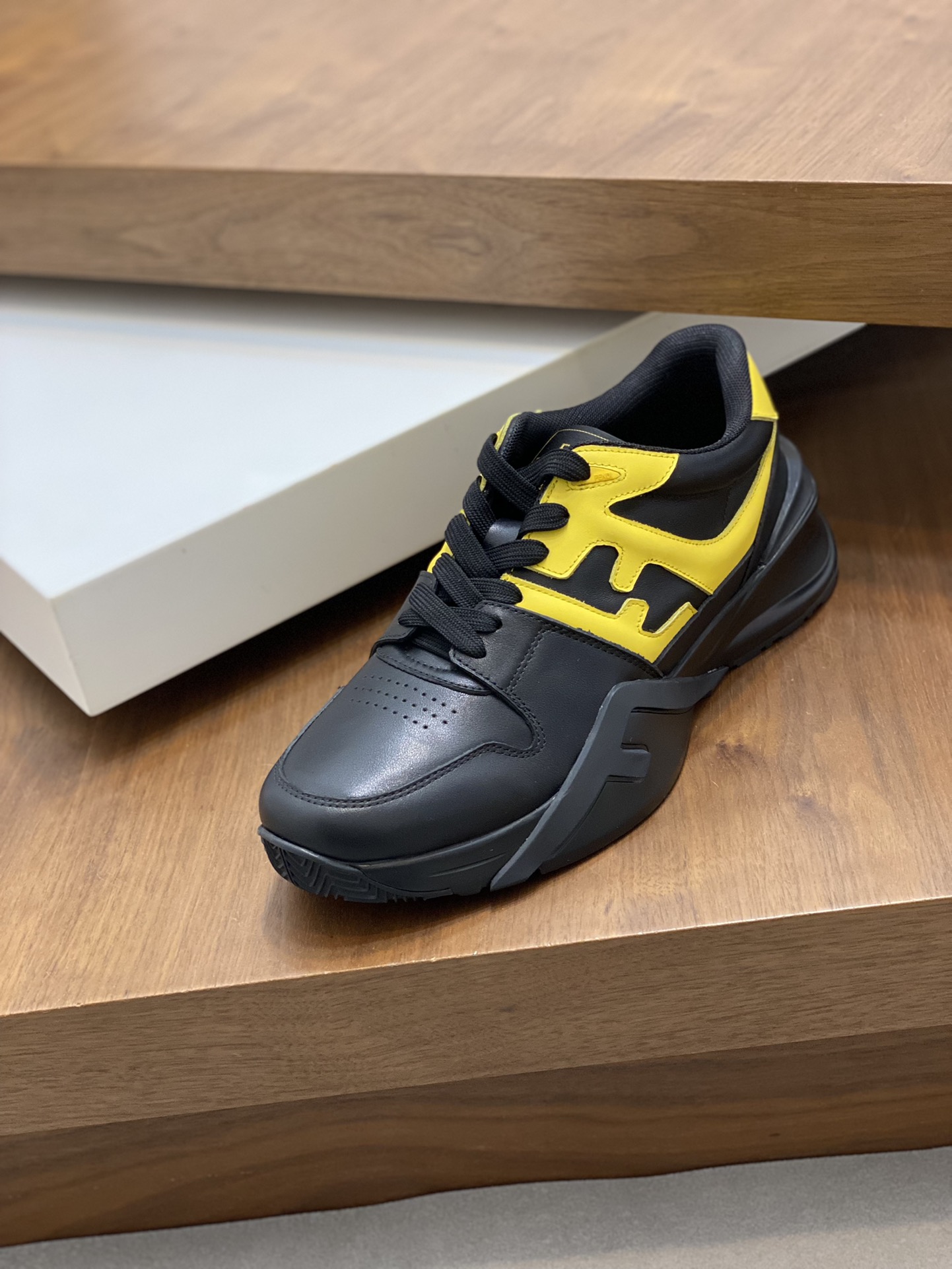 FendiSHOES