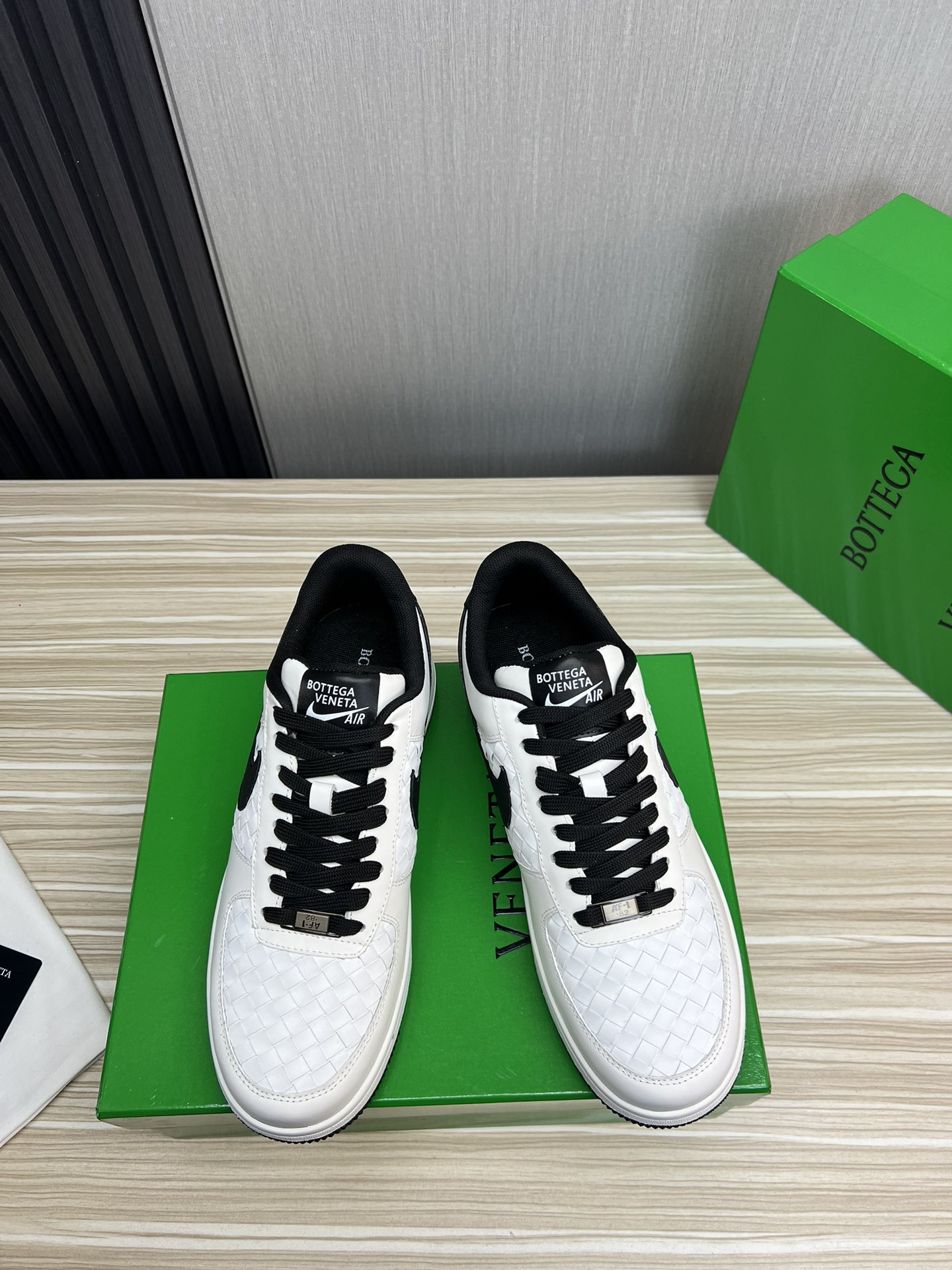 BVSHOES