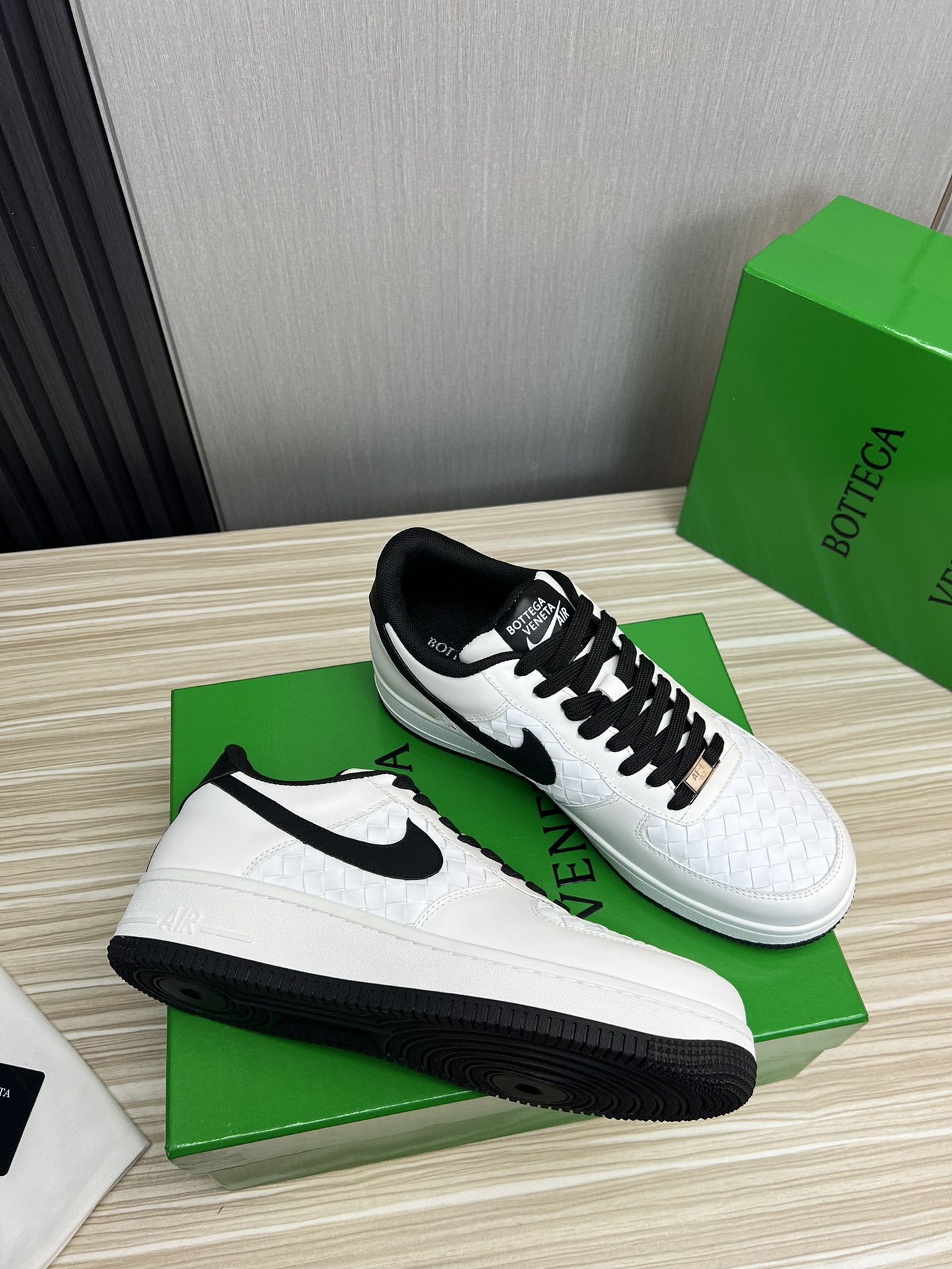 BVSHOES