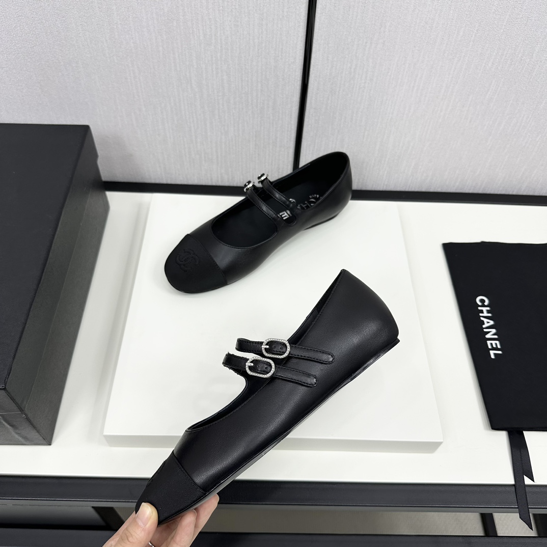 Womens shoes collection