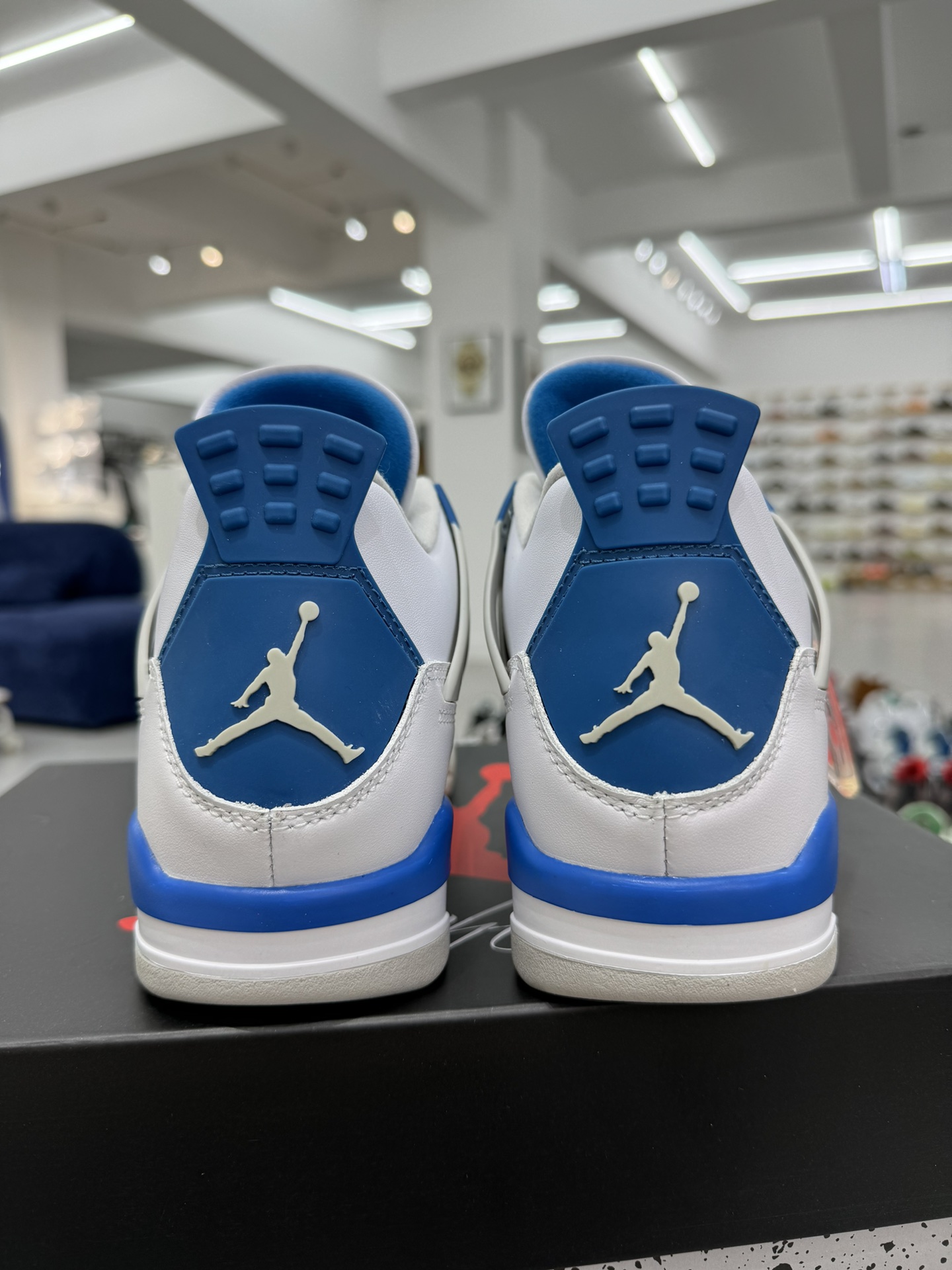 AirJordan4SHOES
