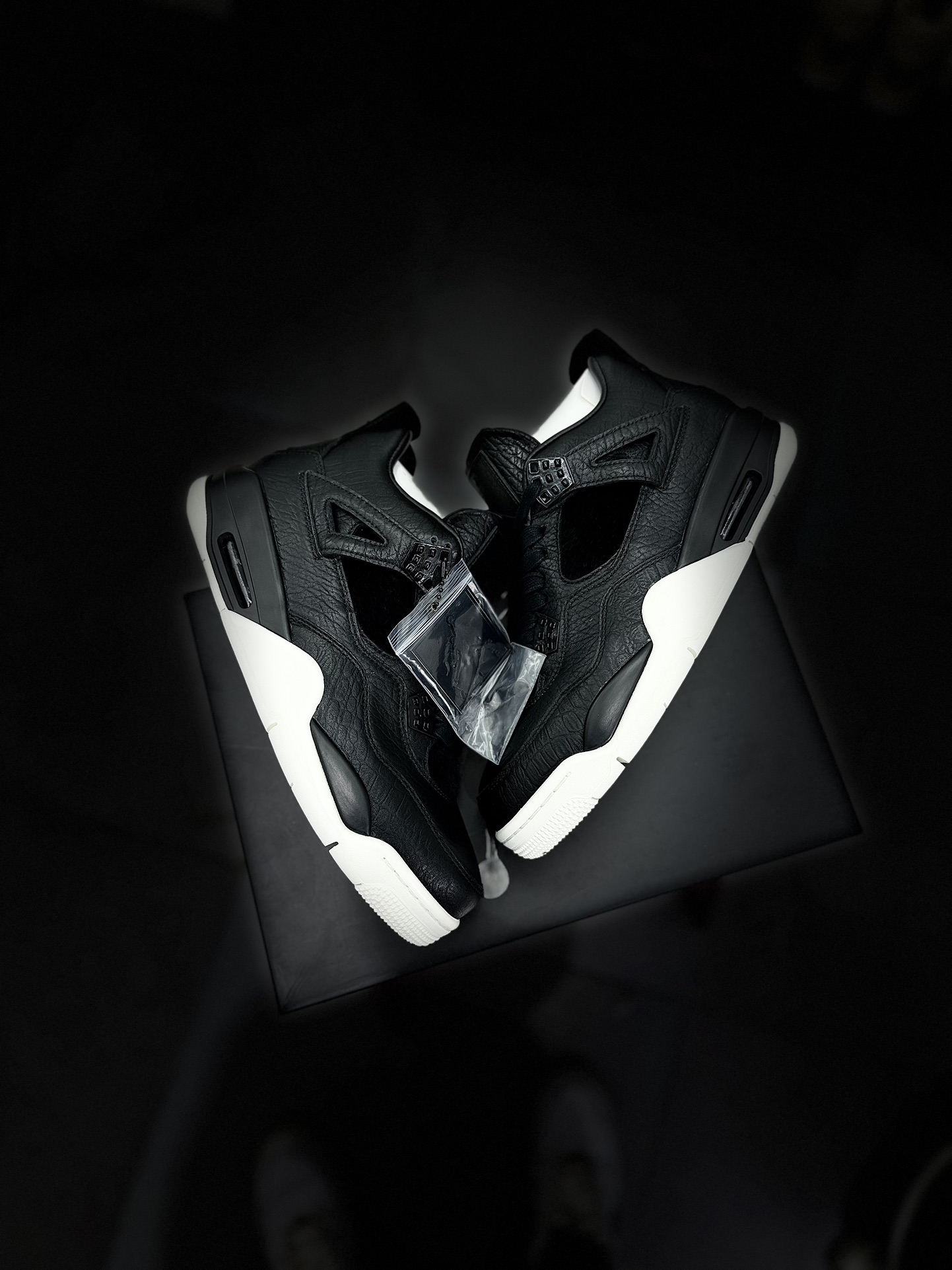 AirJordan4SHOES
