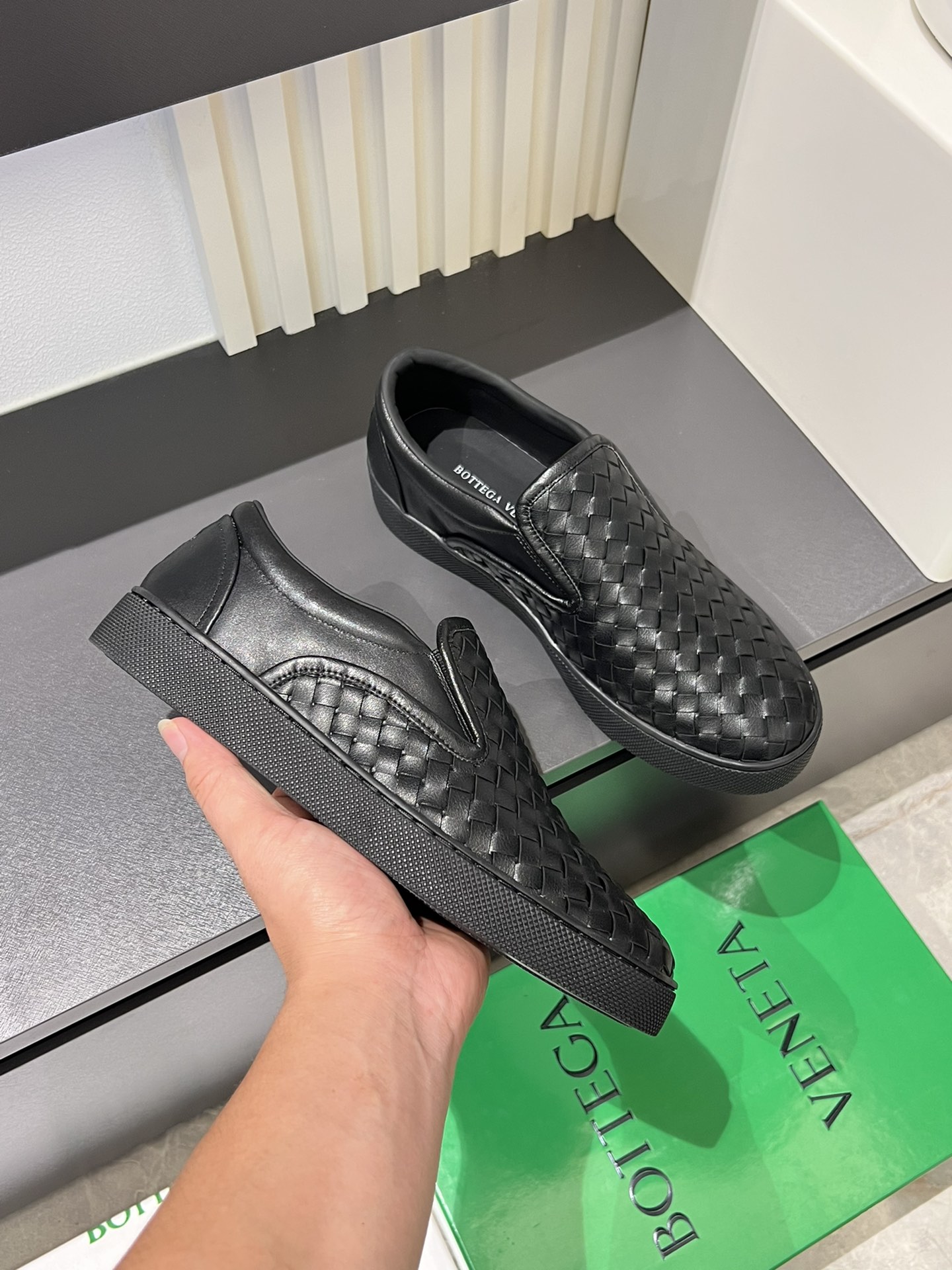BVSHOES