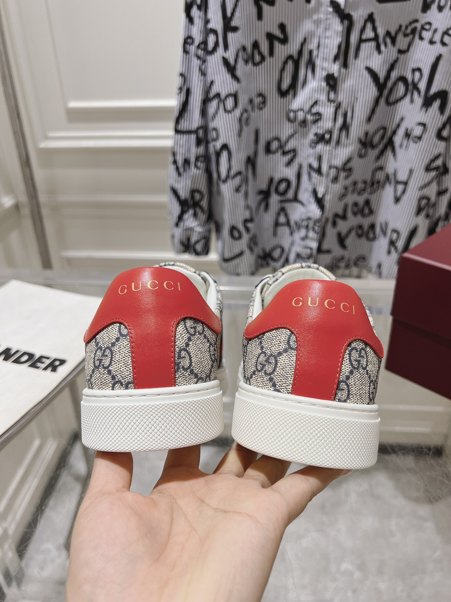 GucciShoes
