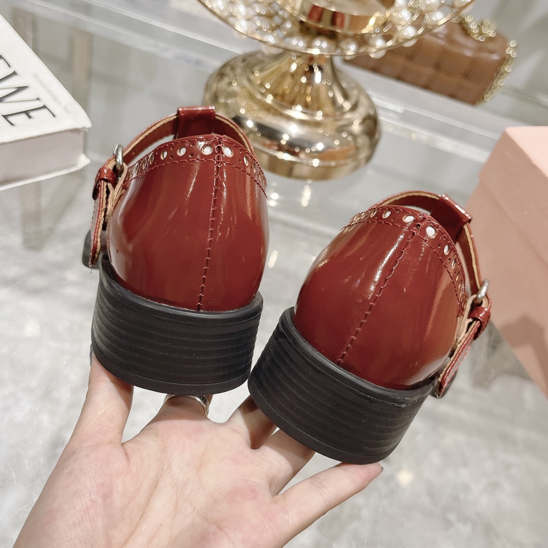 Womens shoes collection