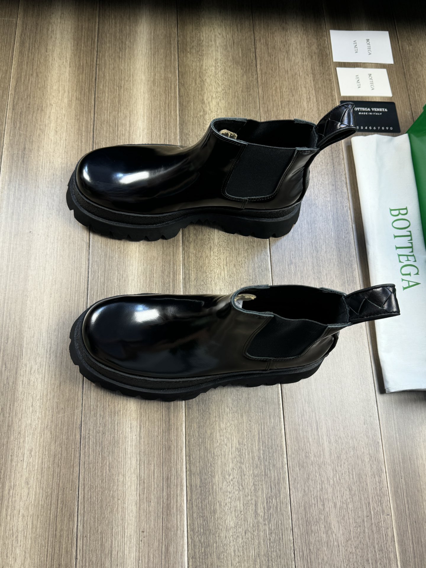 BVSHOES
