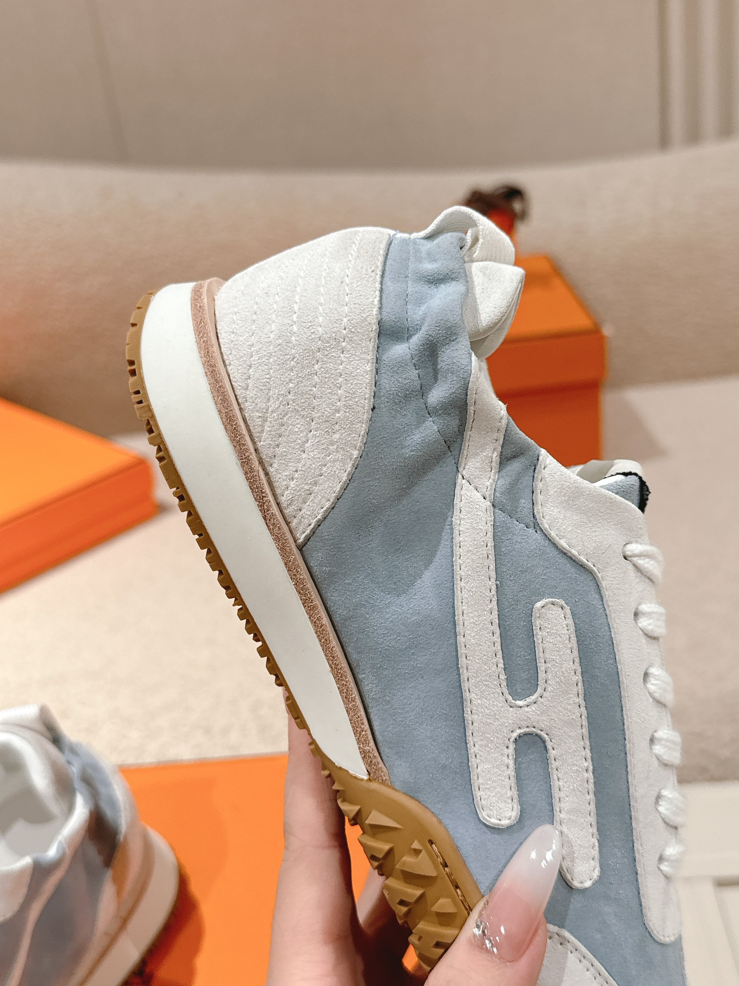 HERMESShoes