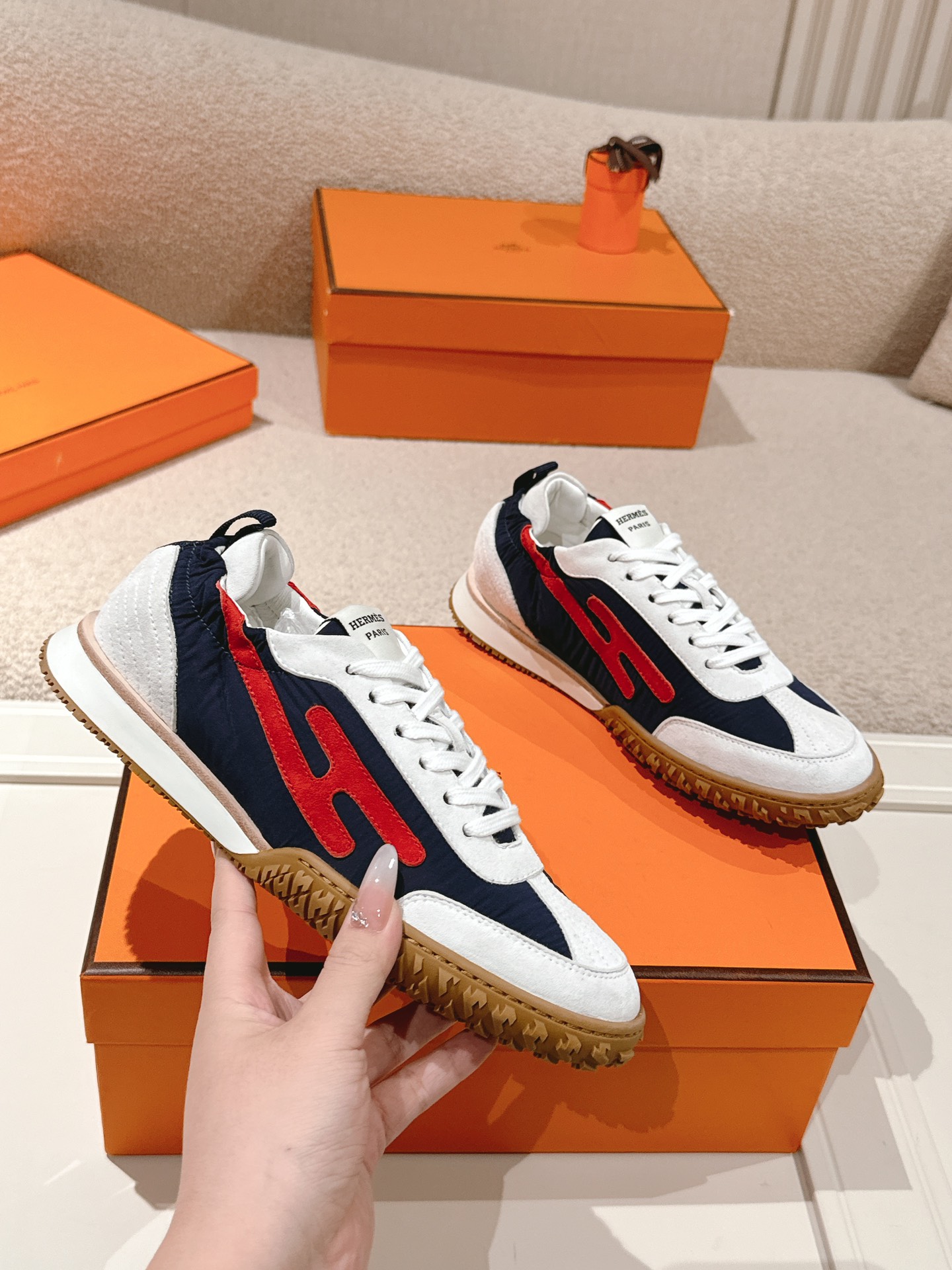 HERMESShoes