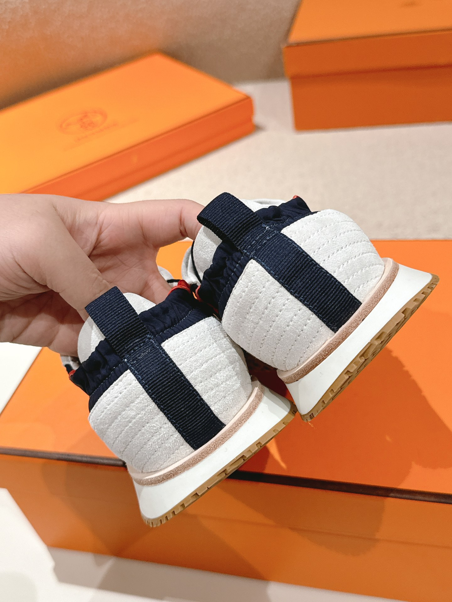 HERMESShoes