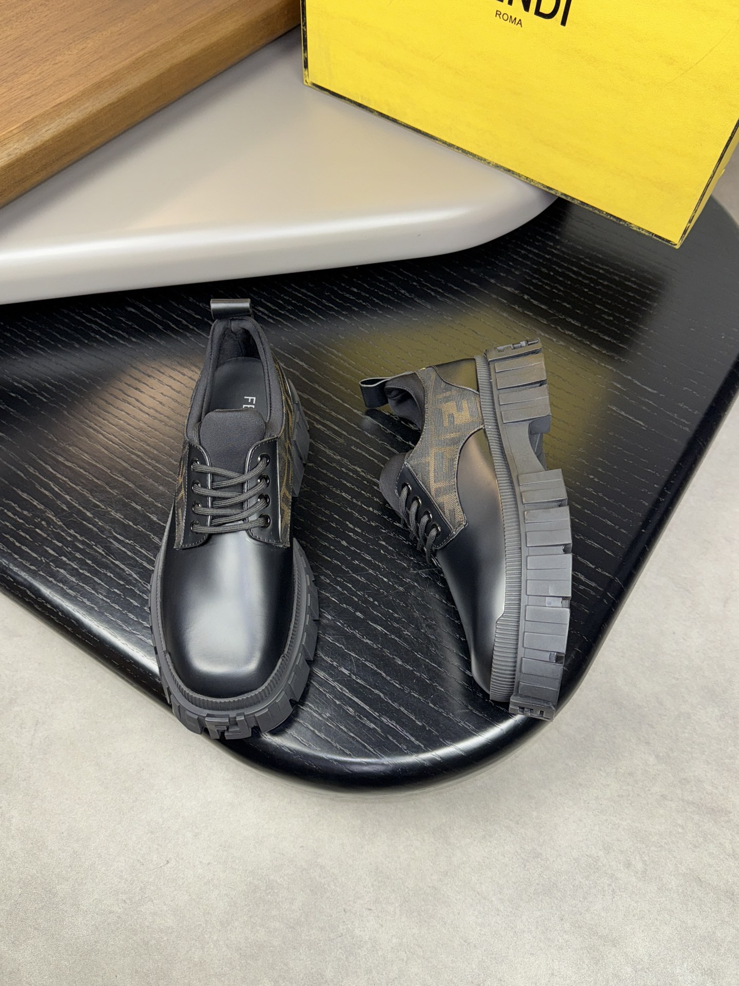 FendiSHOES