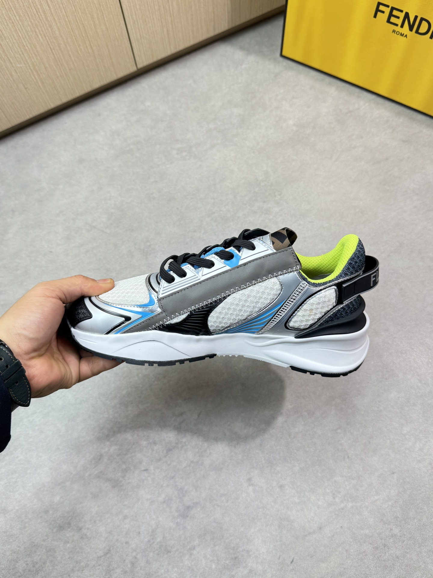 FendiSHOES