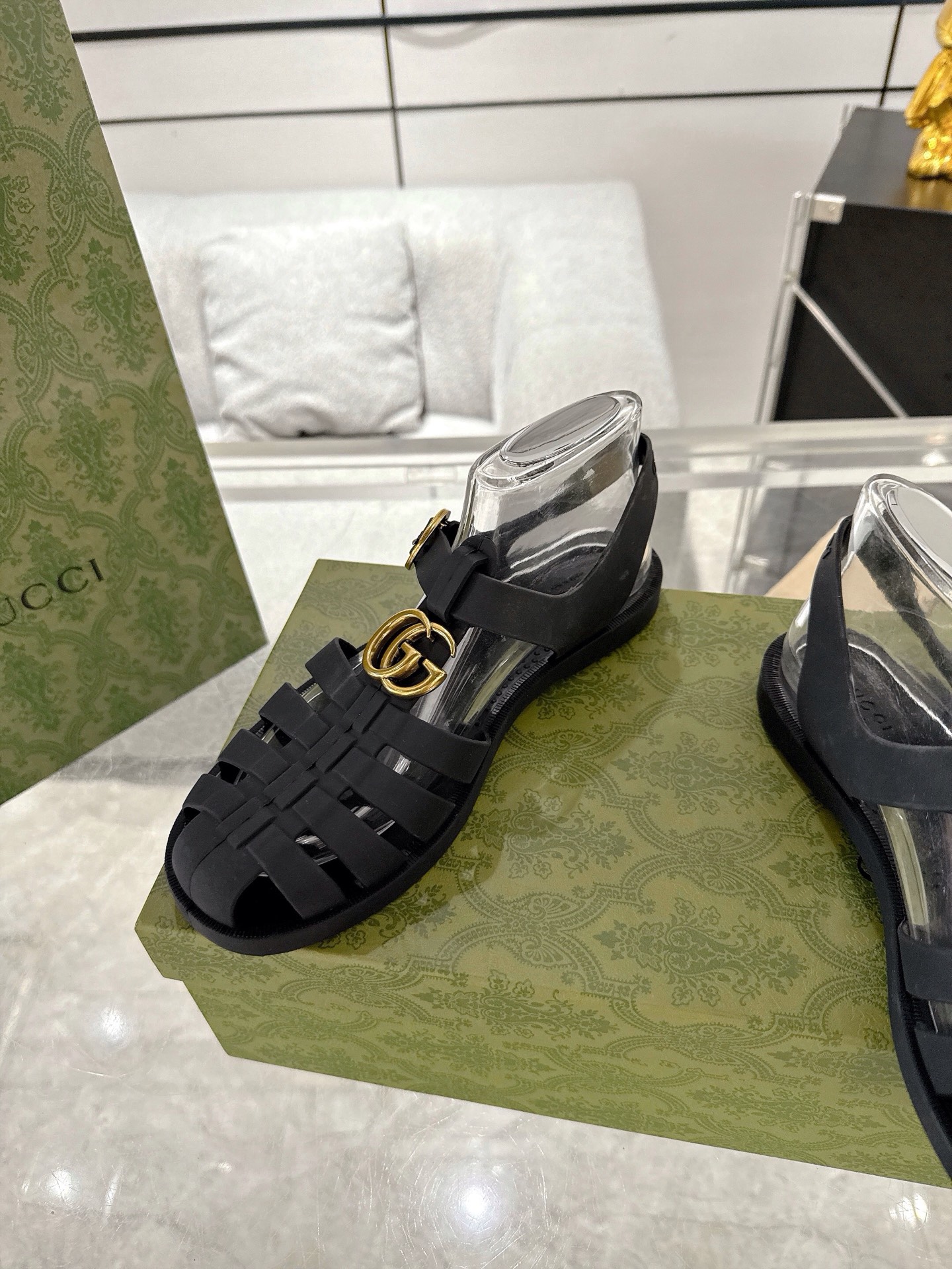 GucciShoes