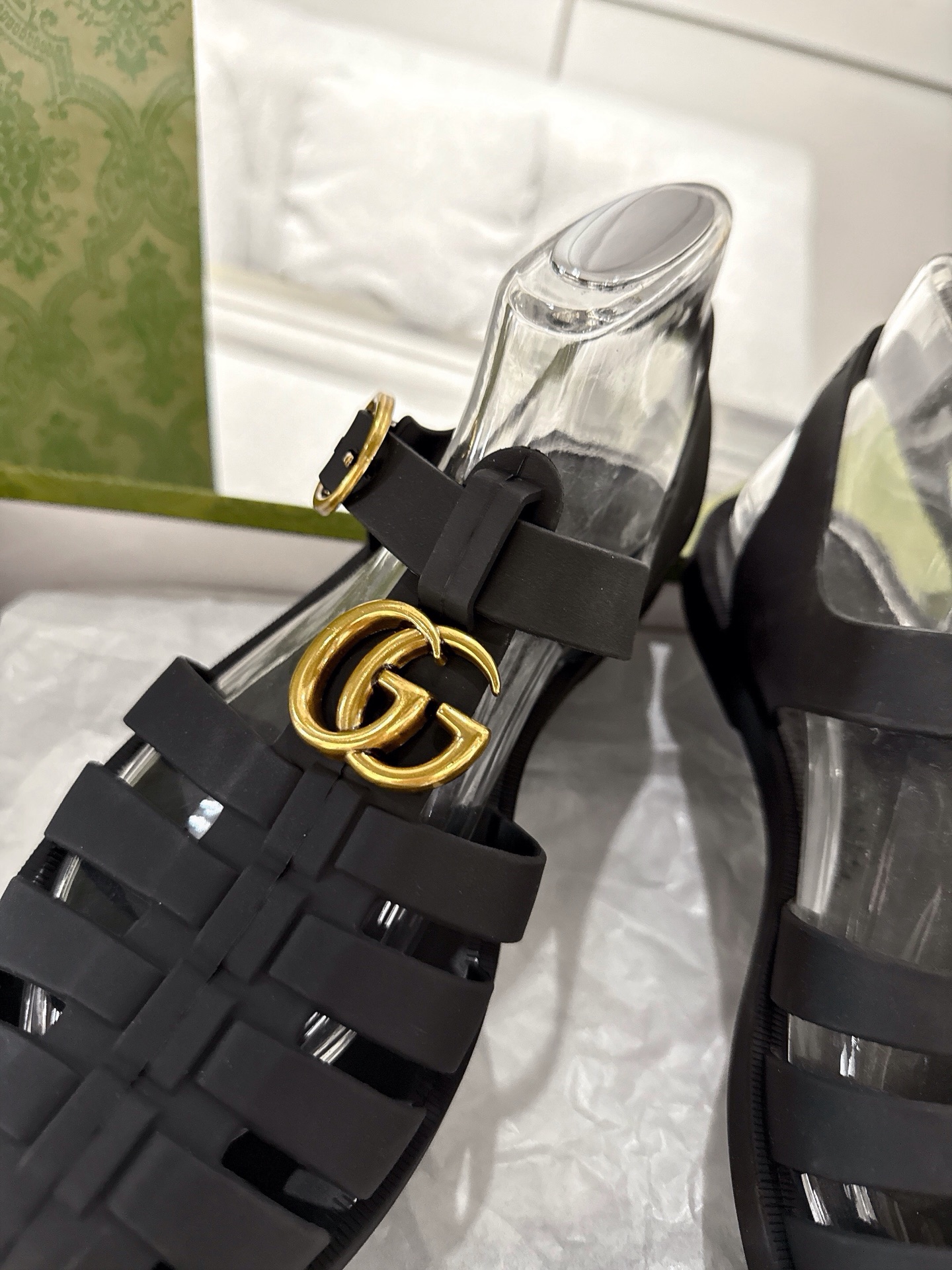 GucciShoes